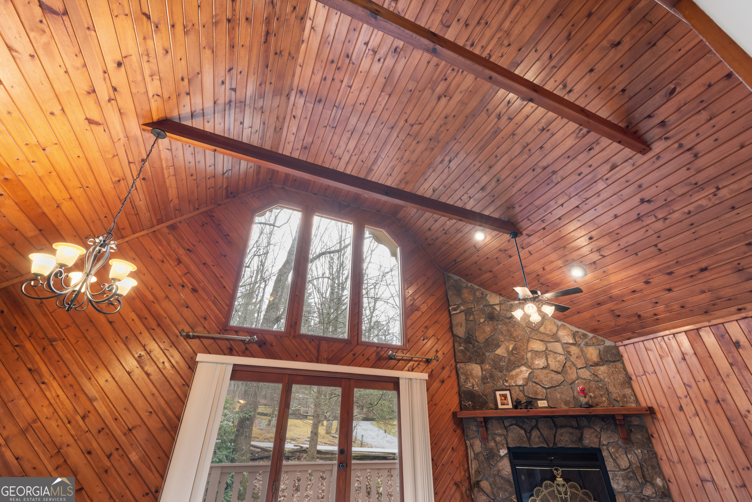 374 W Sugarbush Drive Property Photo 7