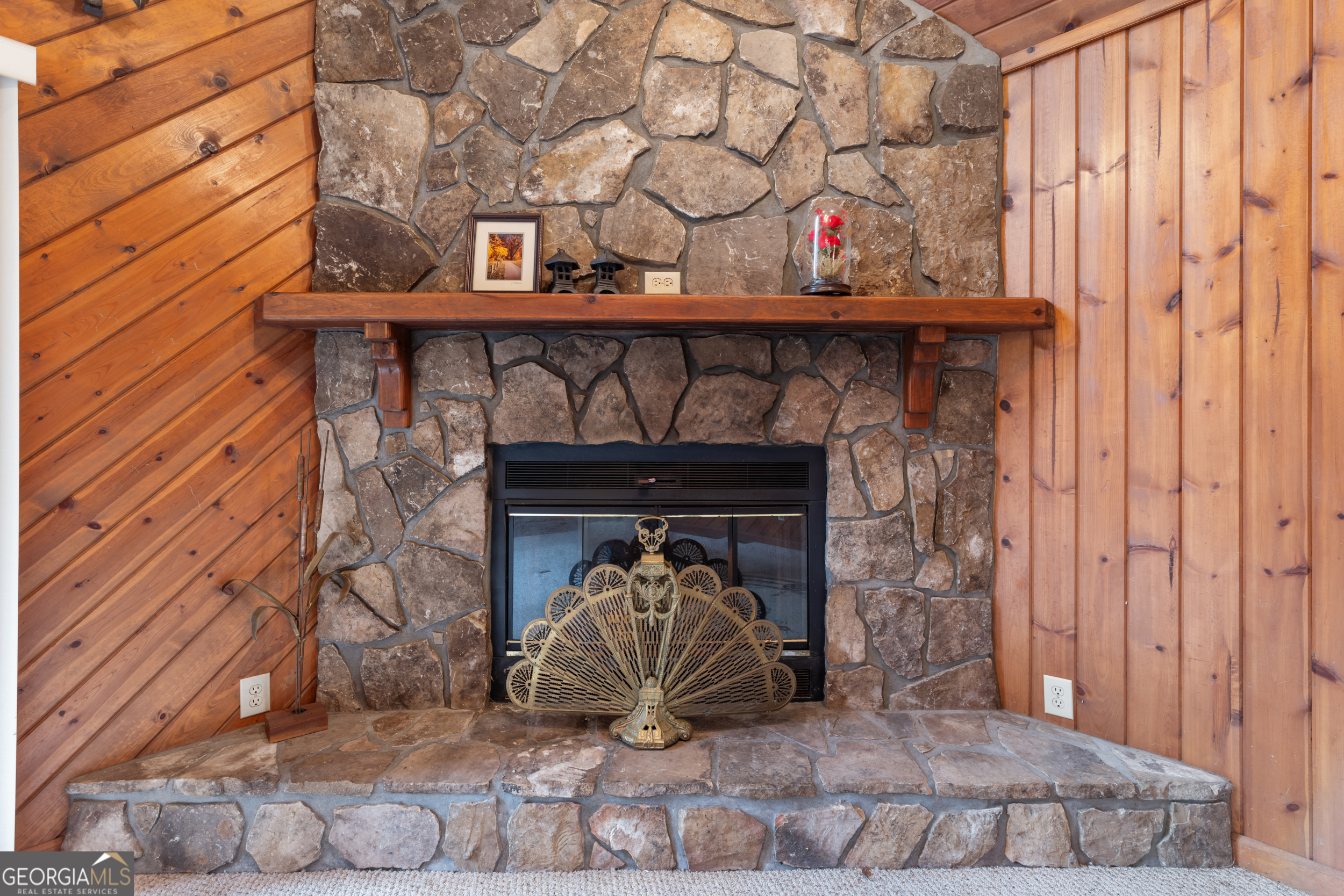 374 W Sugarbush Drive Property Photo 8