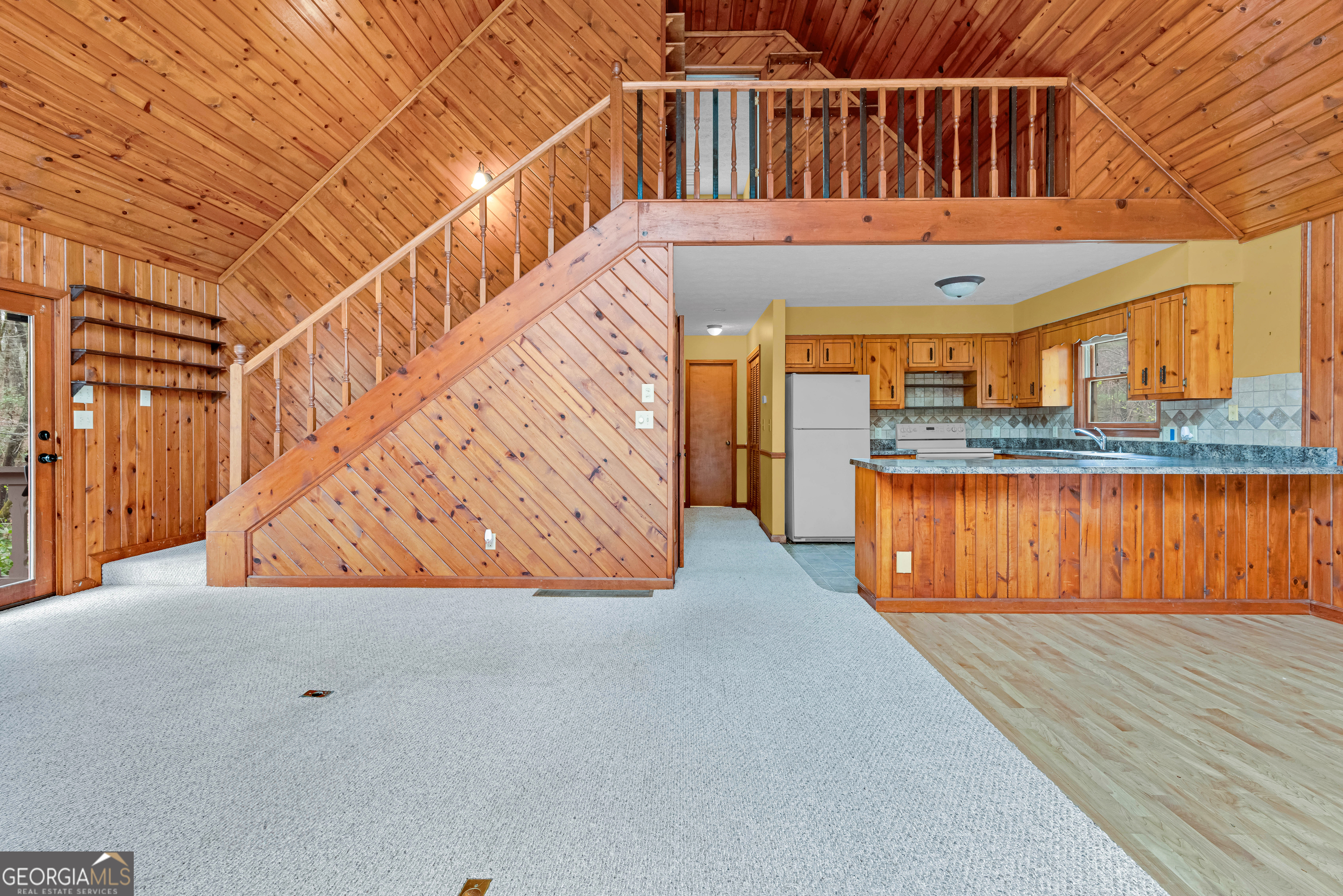 374 W Sugarbush Drive Property Photo 10