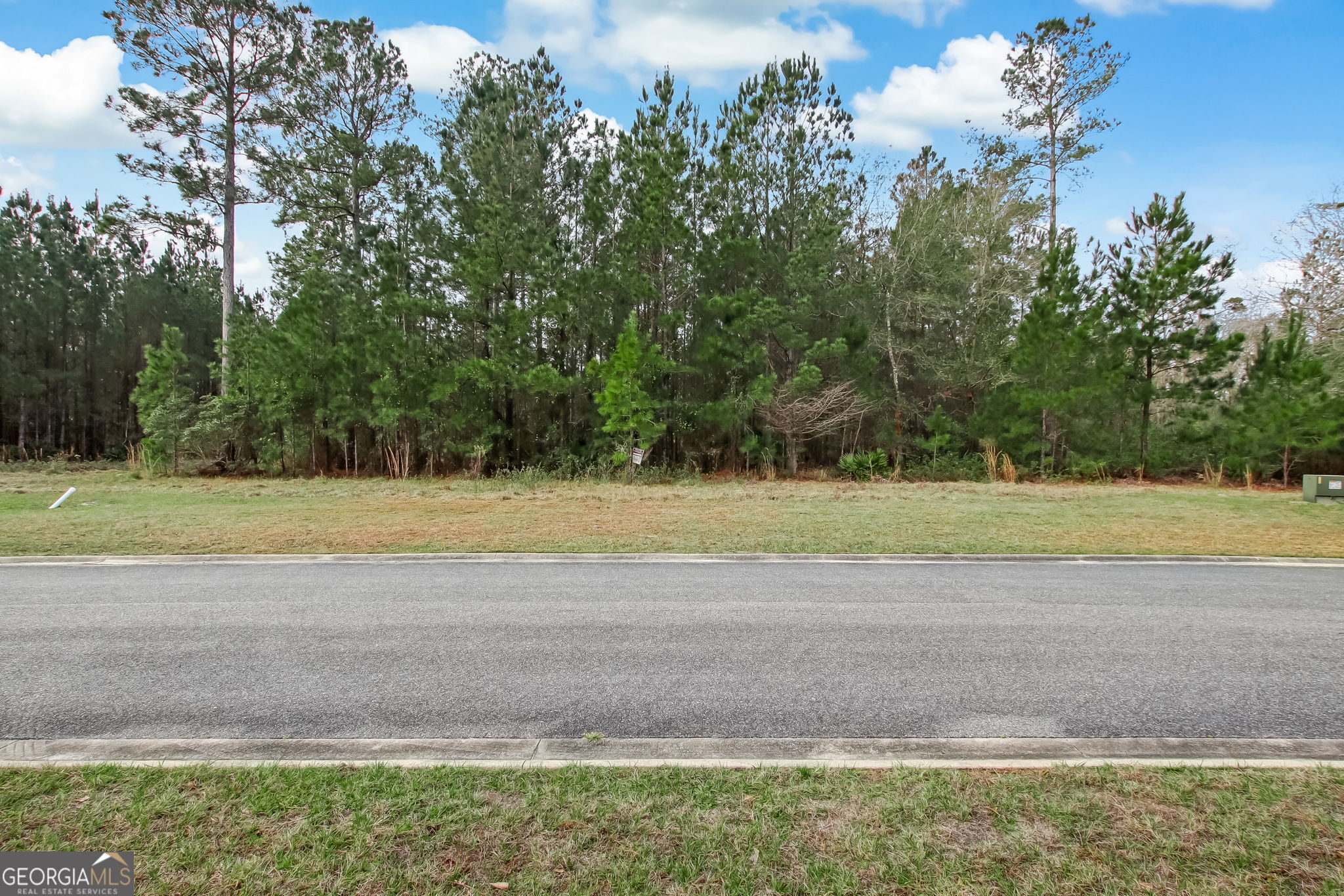 448 Shoreline Drive Property Photo 5