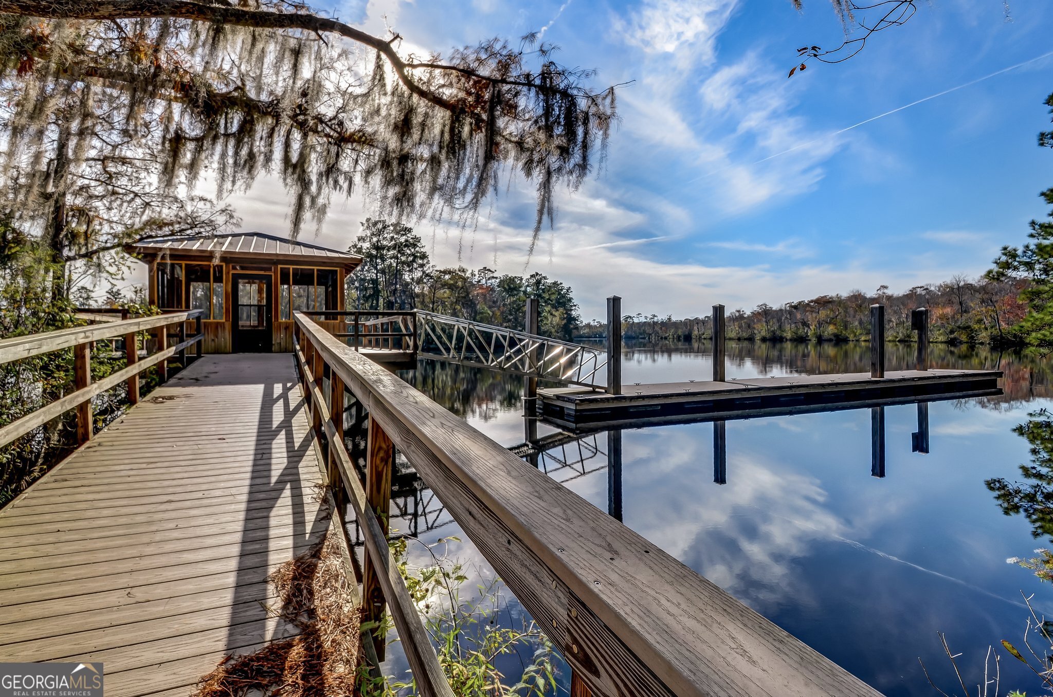 448 Shoreline Drive Property Photo 10
