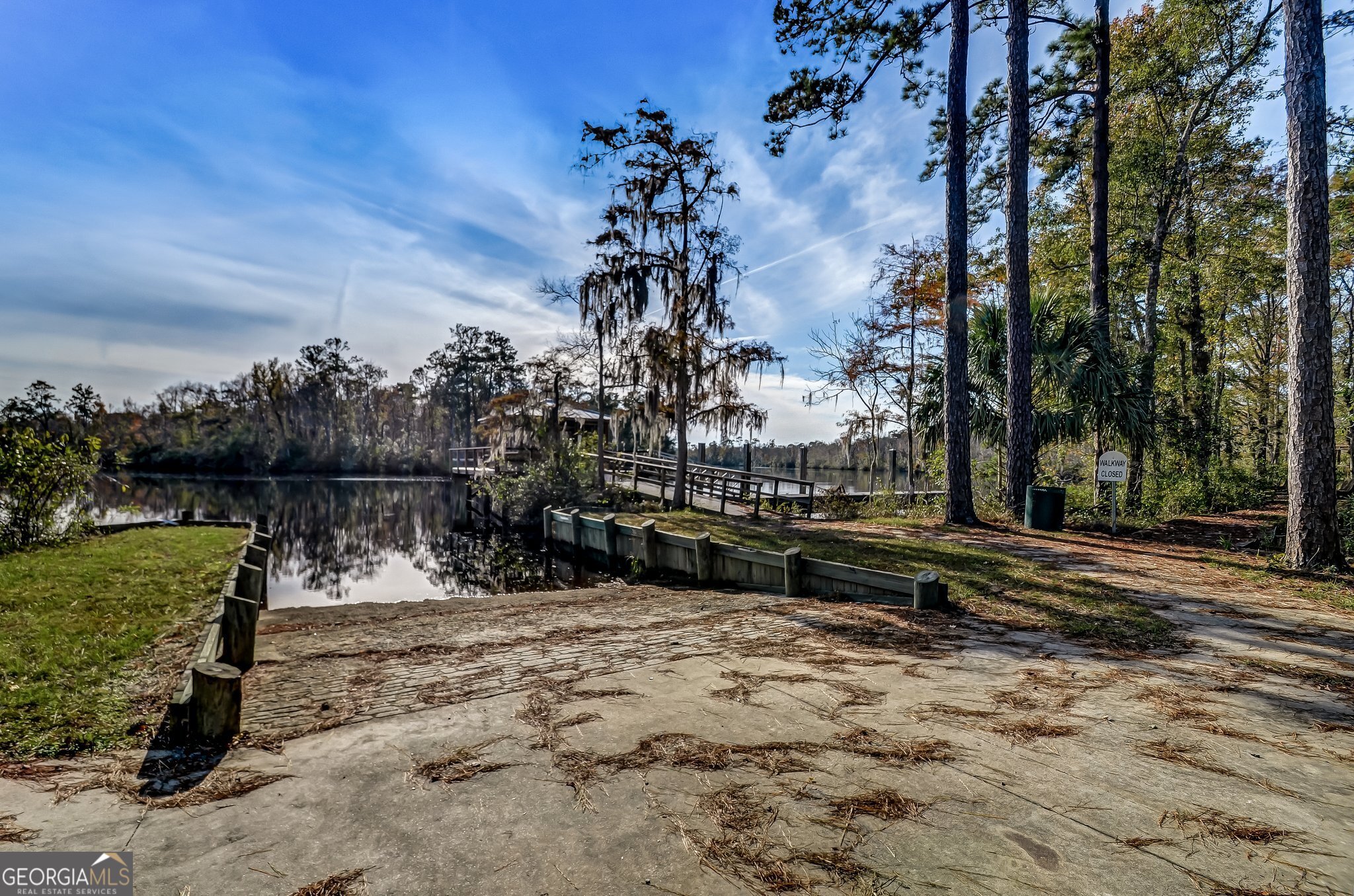 448 Shoreline Drive Property Photo 11