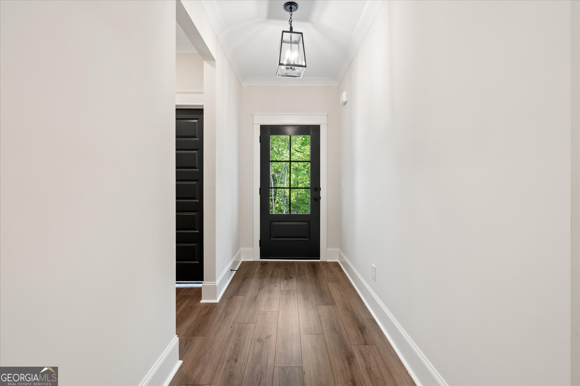 165 West Lake Boulevard Property Photo 8