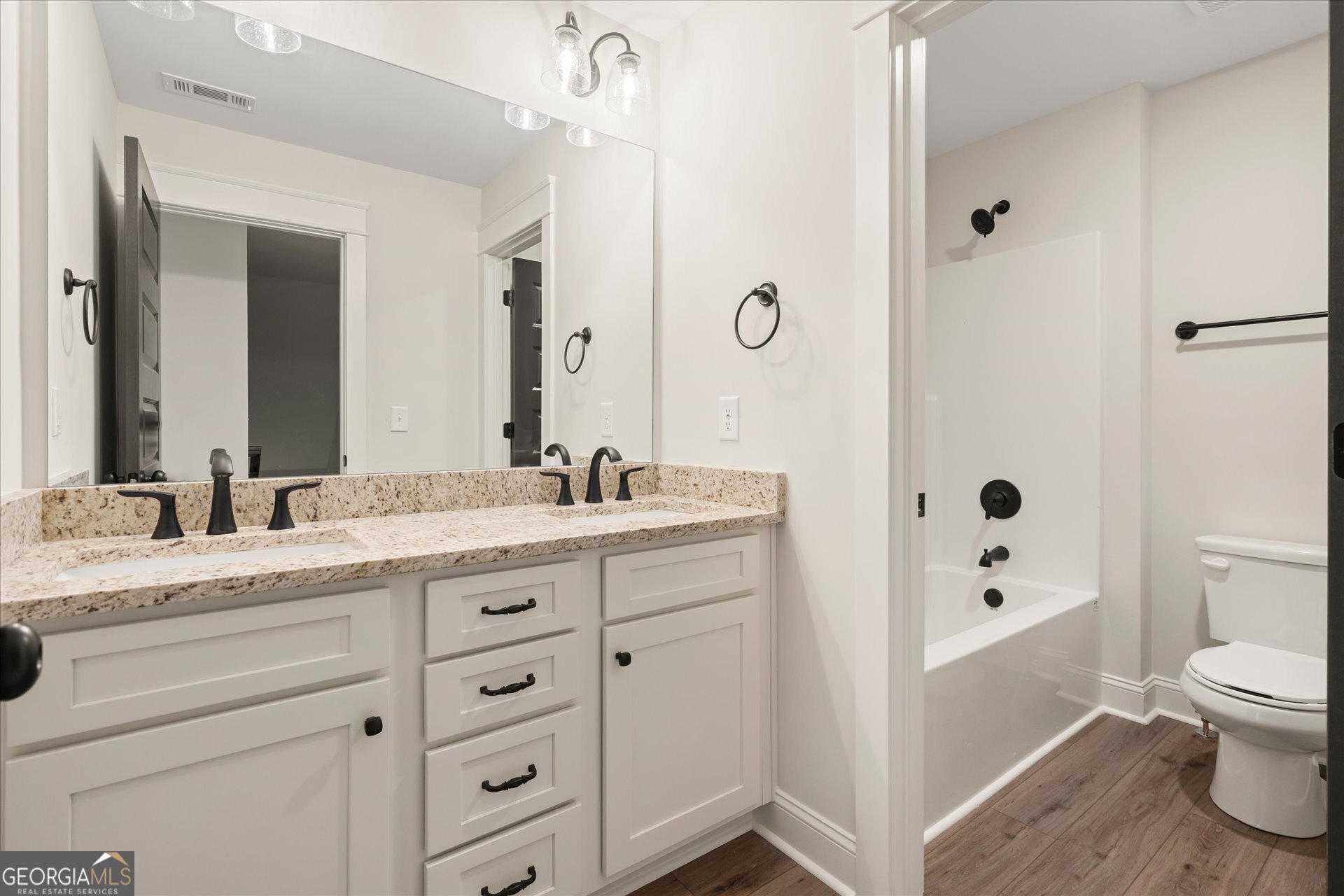 165 West Lake Boulevard Property Photo 33