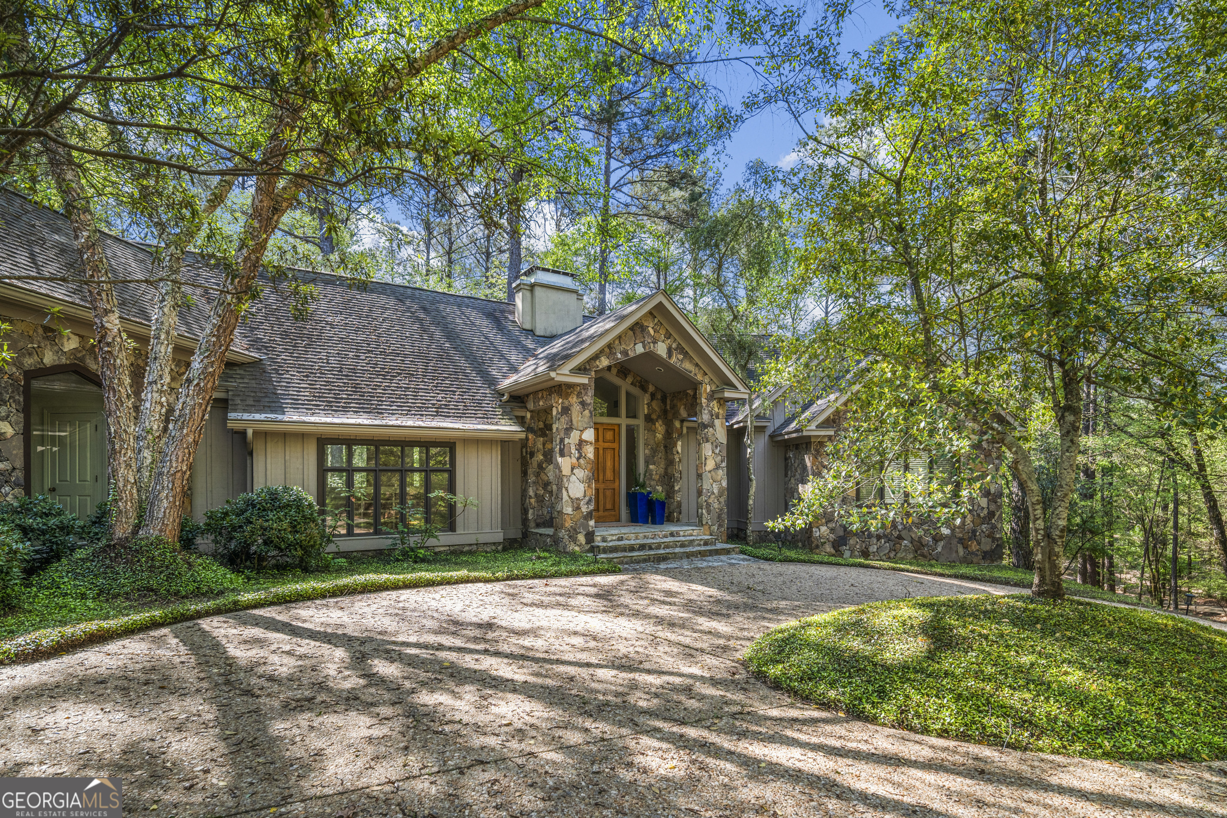 4 Mountain Ridge Court Property Photo 1