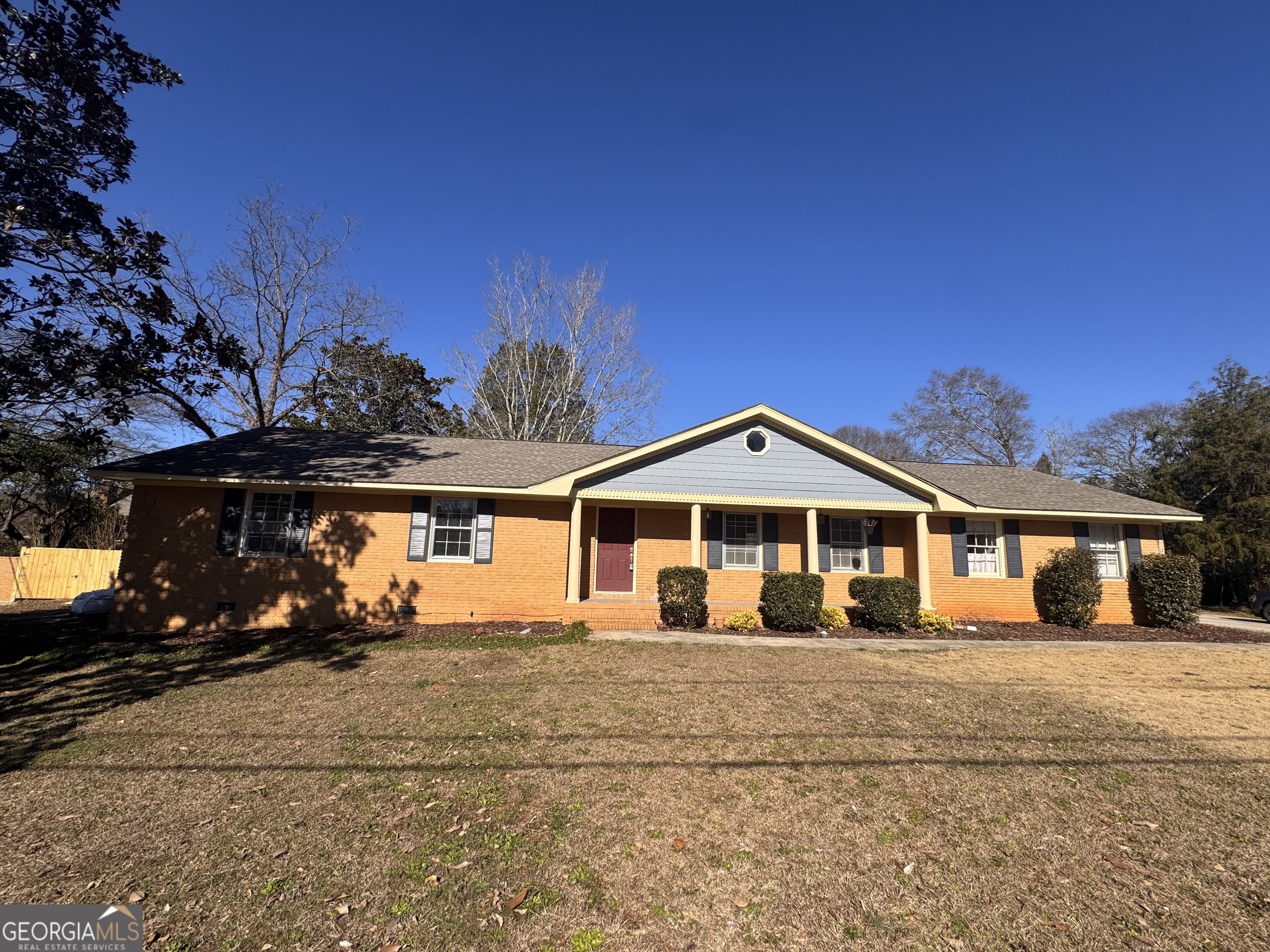 5175 Forest Drive Se Property Photo 1