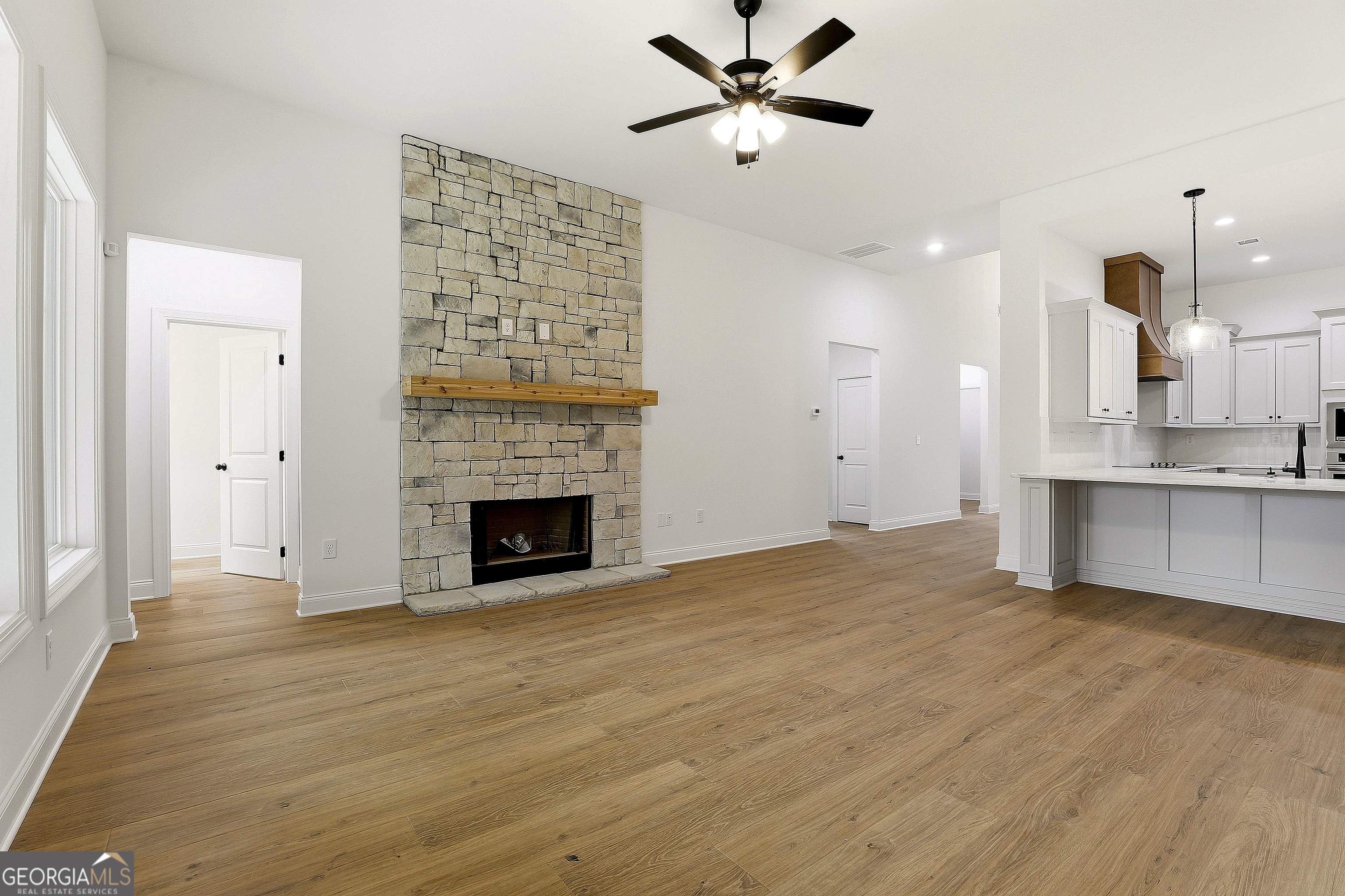 204 Tattersall Way # 98 Property Photo 15