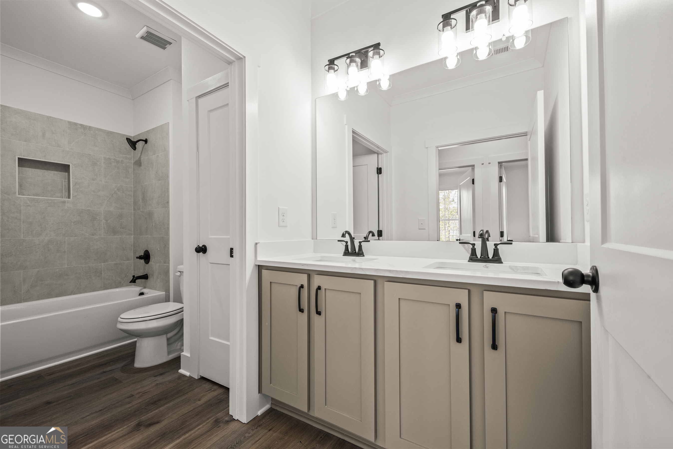 1070 Brassie Lane Property Photo 30
