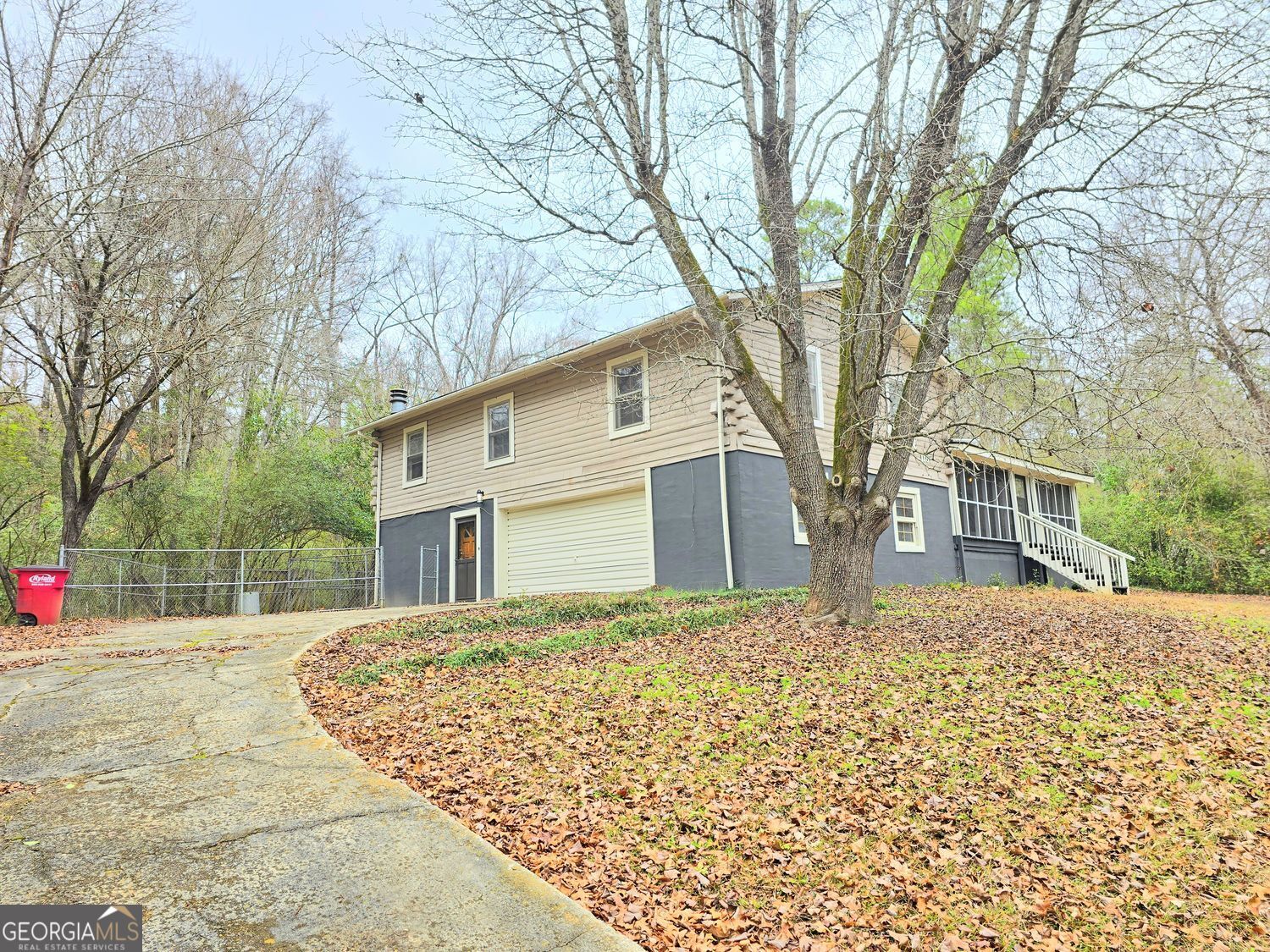 1181 Greentree Parkway Property Photo 4