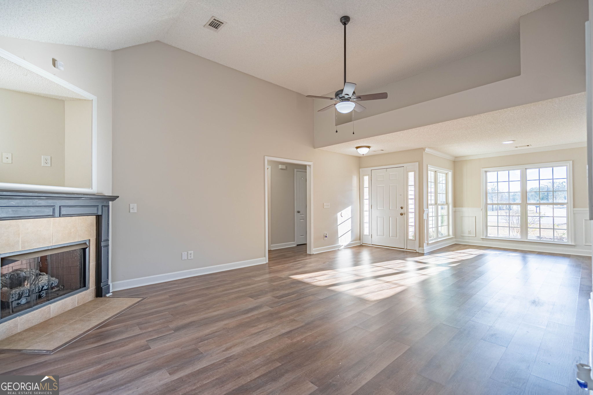 404 Sir Arthur Court Property Photo 12