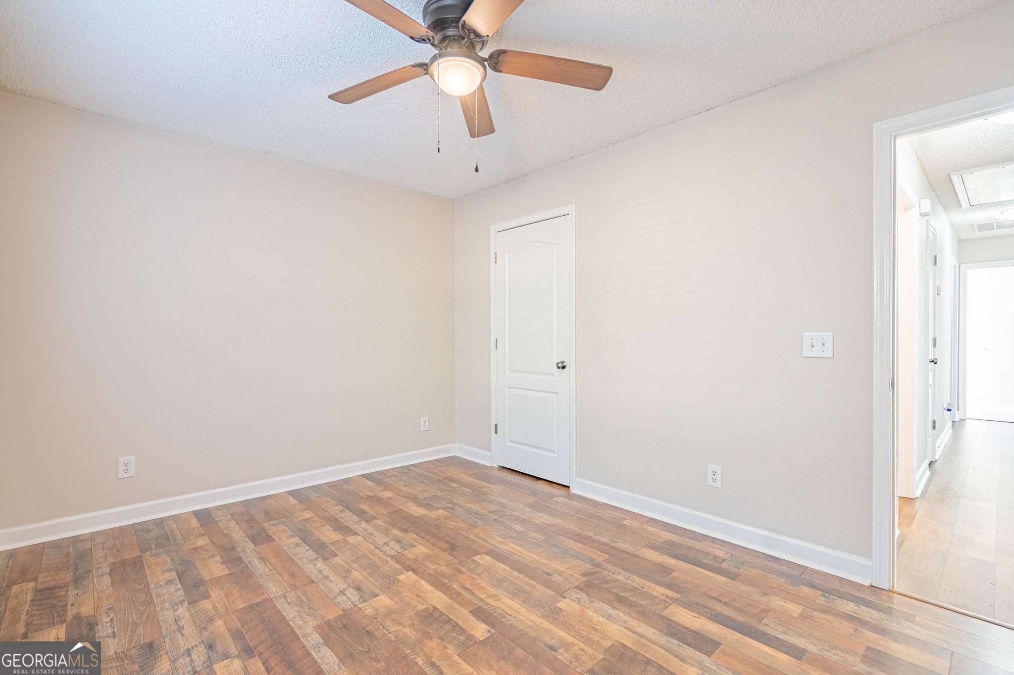 404 Sir Arthur Court Property Photo 25