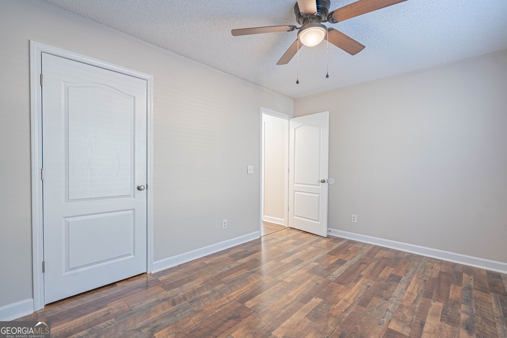404 Sir Arthur Court Property Photo 26
