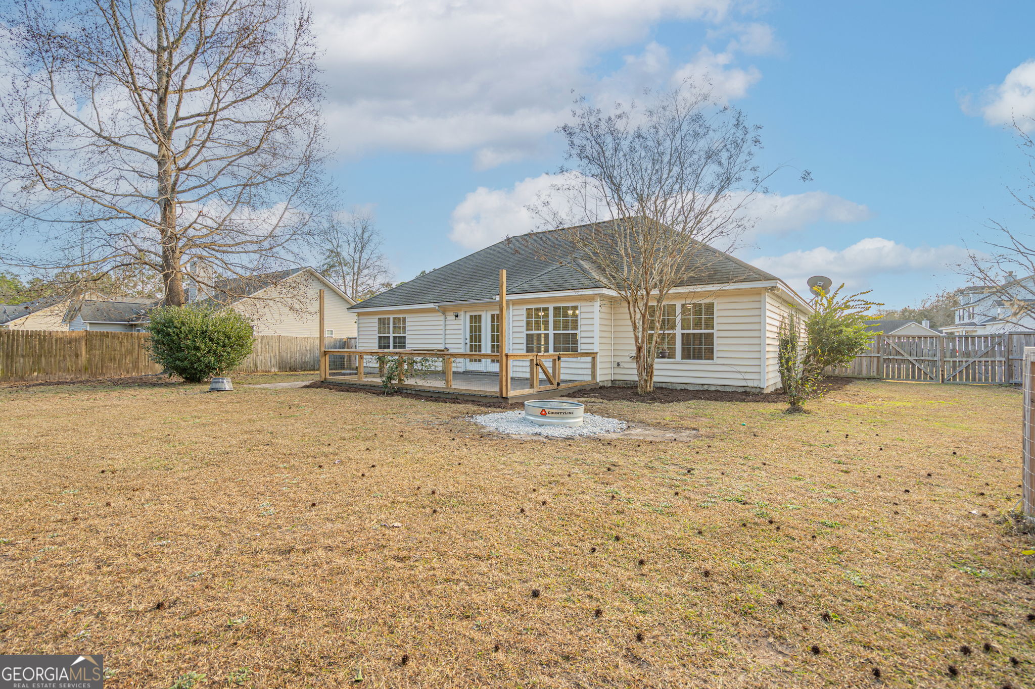 404 Sir Arthur Court Property Photo 56