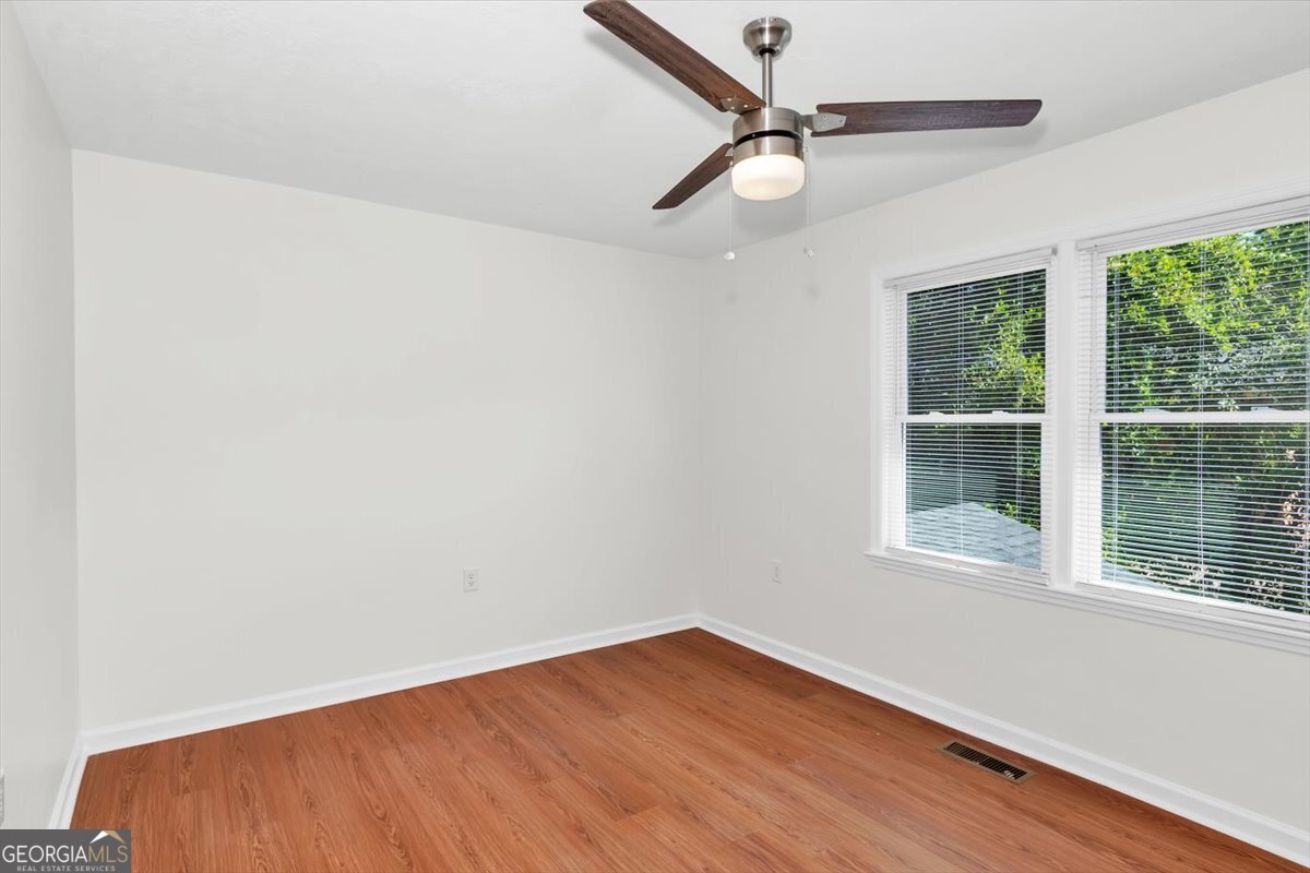 2201 Walden Drive # 18 Property Photo 11