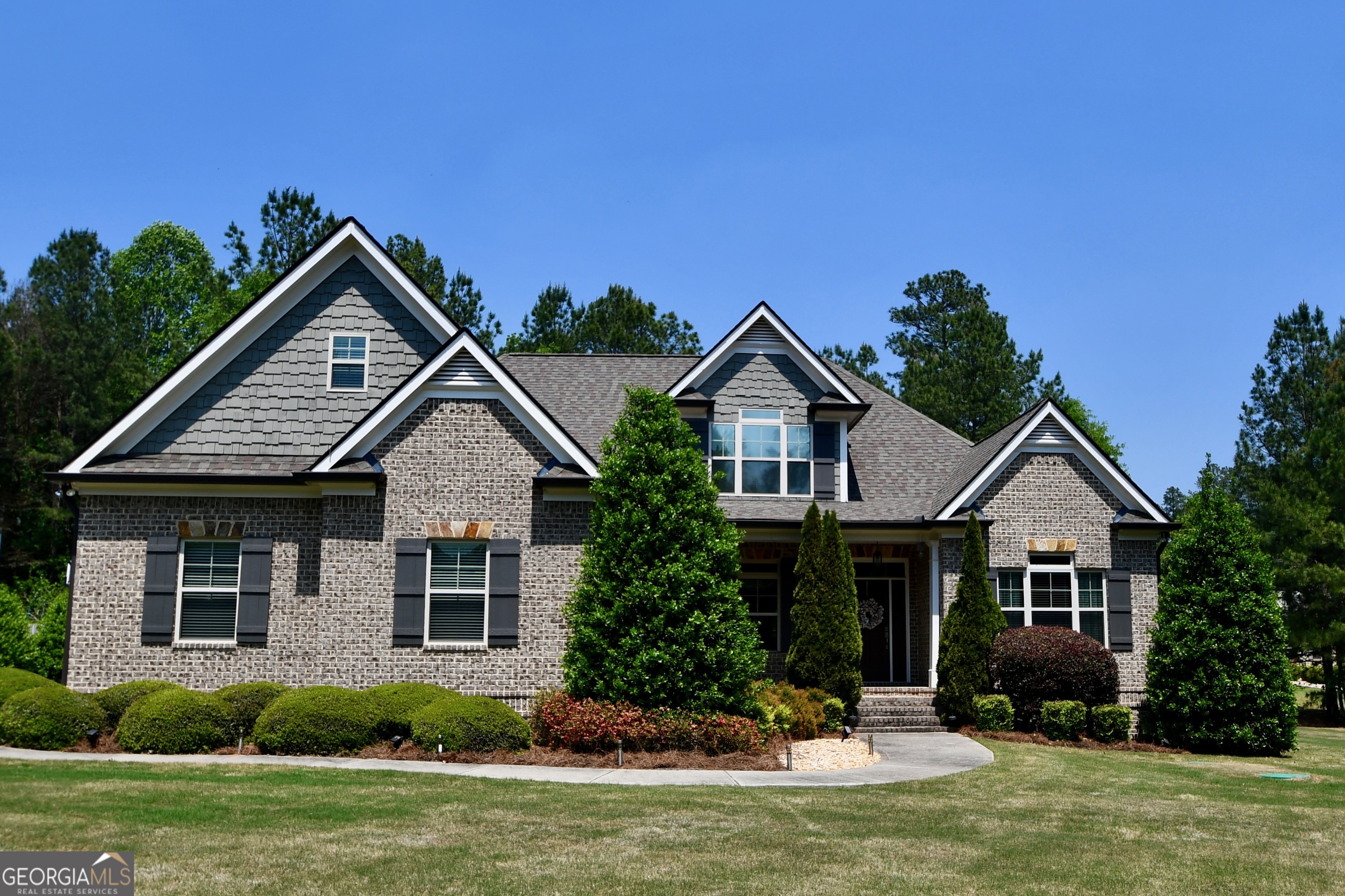 1080 Oak Ridge Court Property Photo 1
