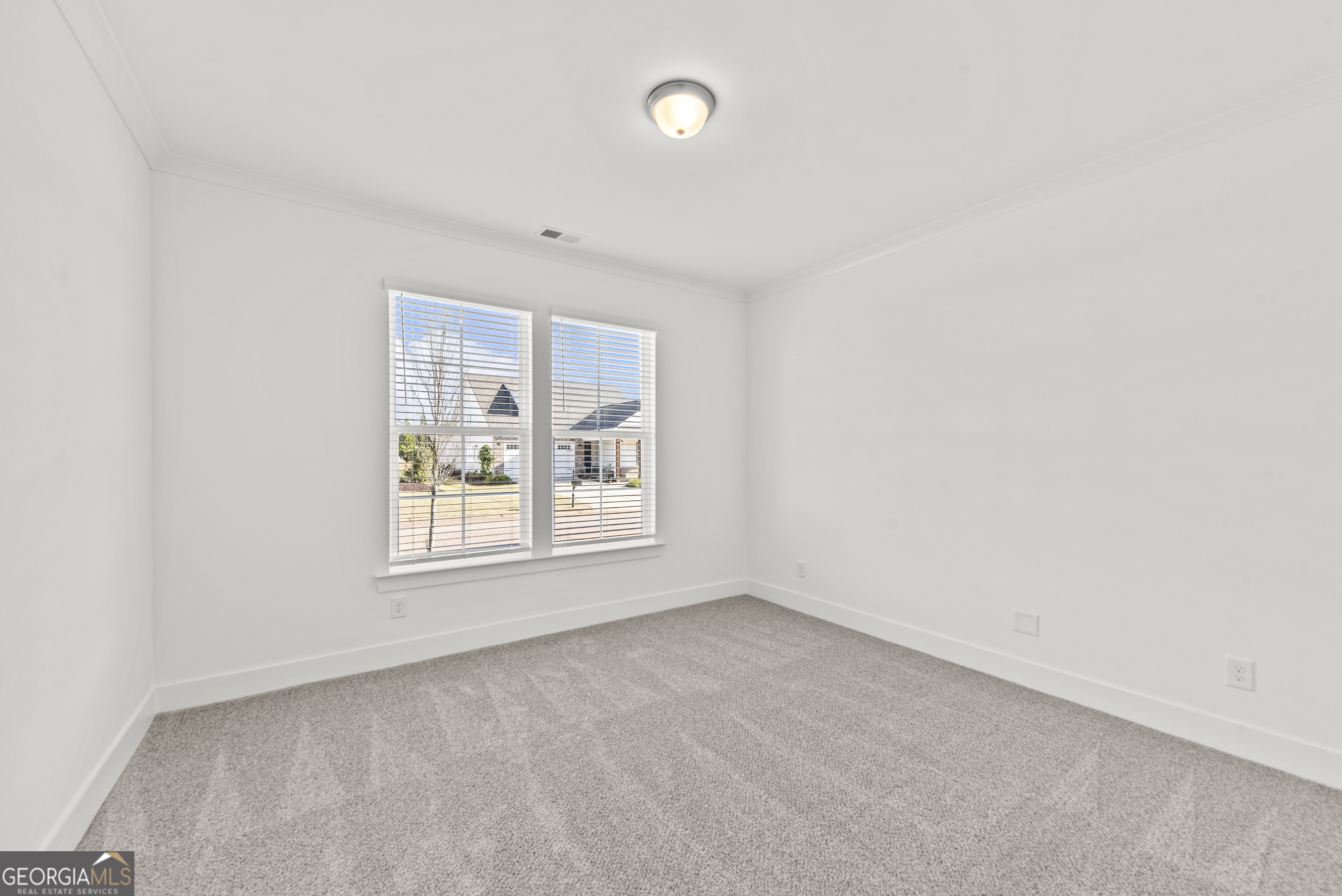 1111 Silverton Drive Property Photo 9