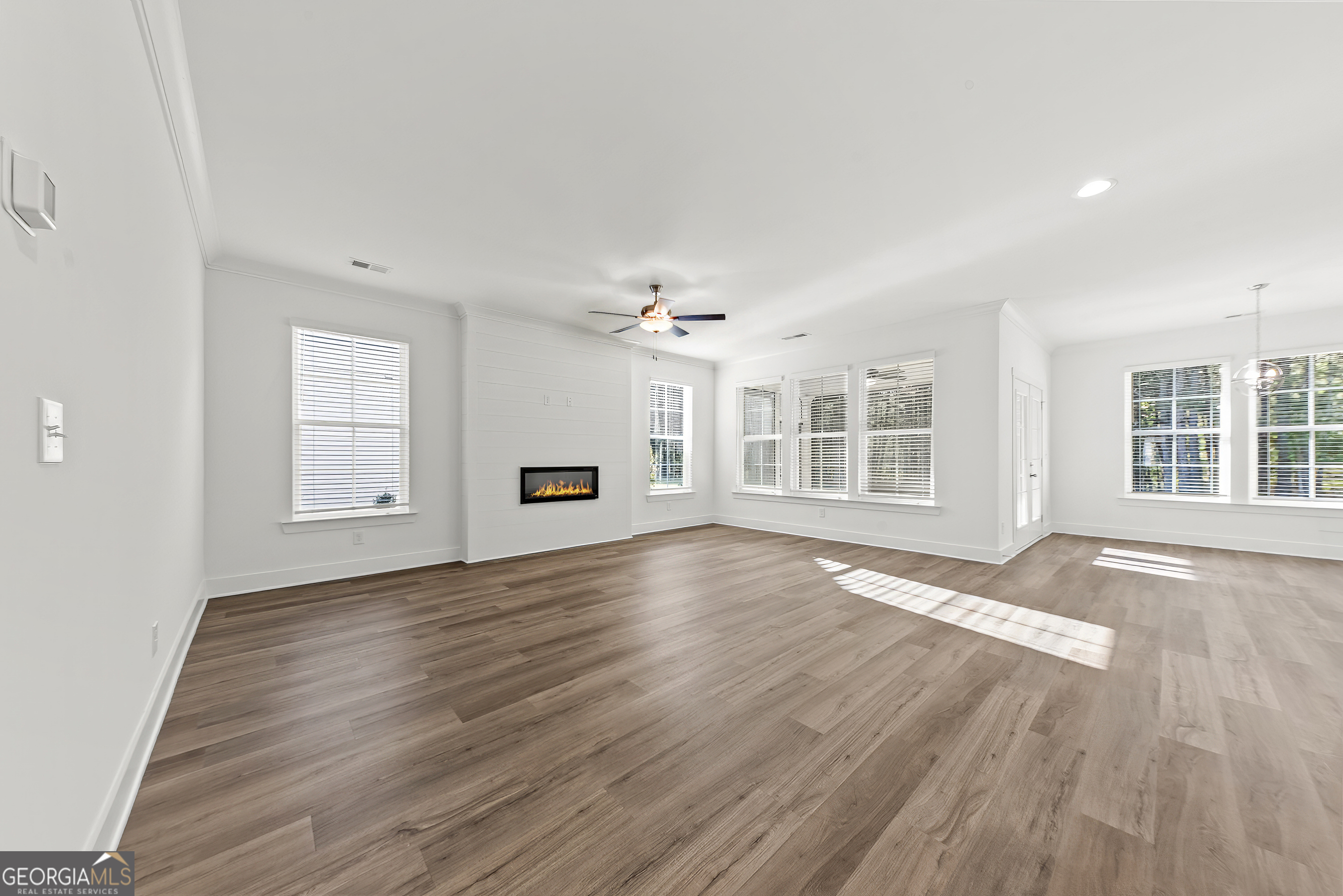1111 Silverton Drive Property Photo 12
