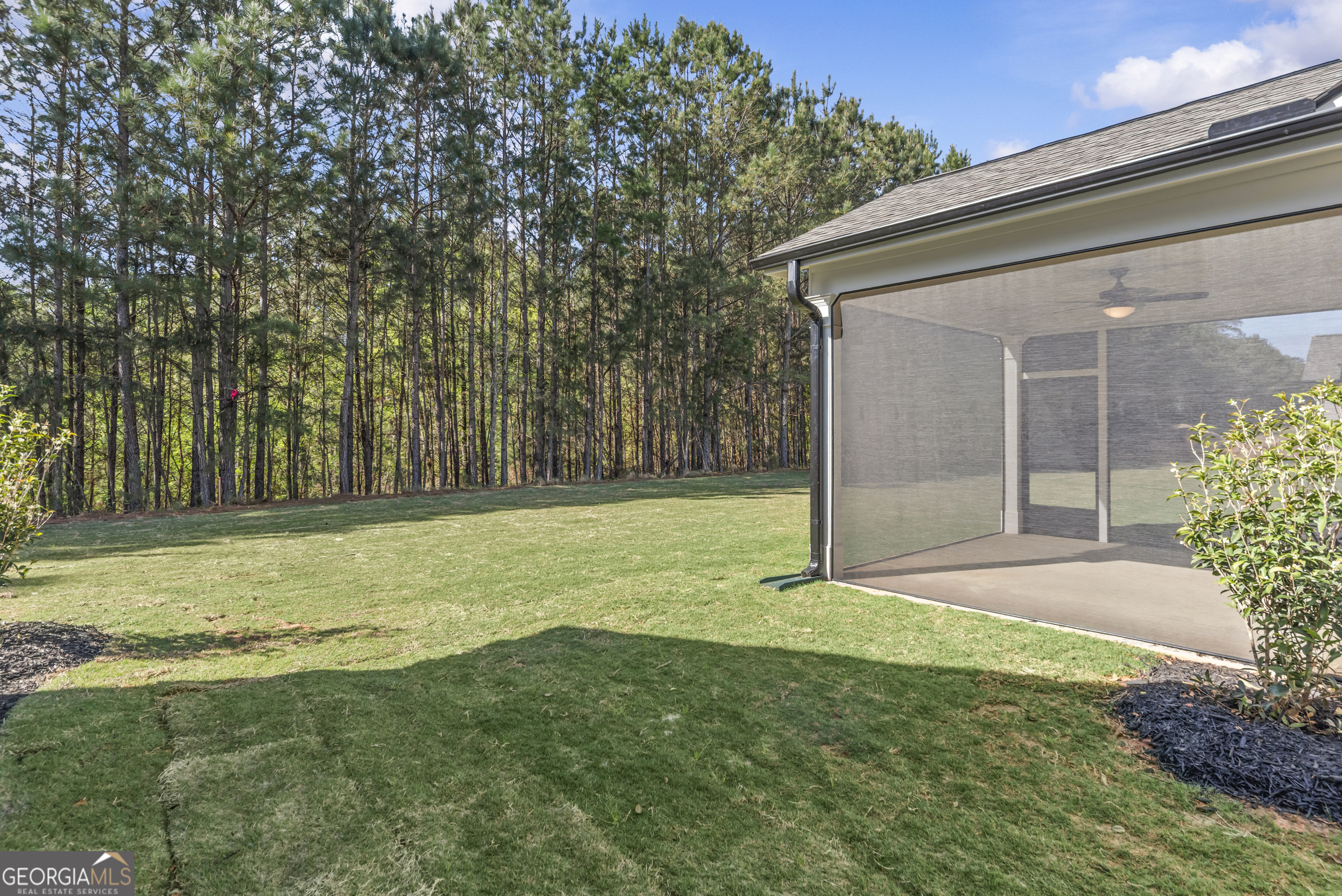 1121 Silverton Drive Property Photo 5