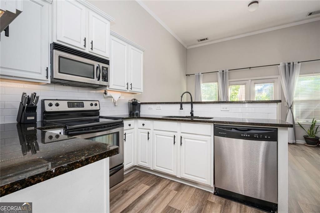 1761 Liberty Parkway Nw Property Photo 11