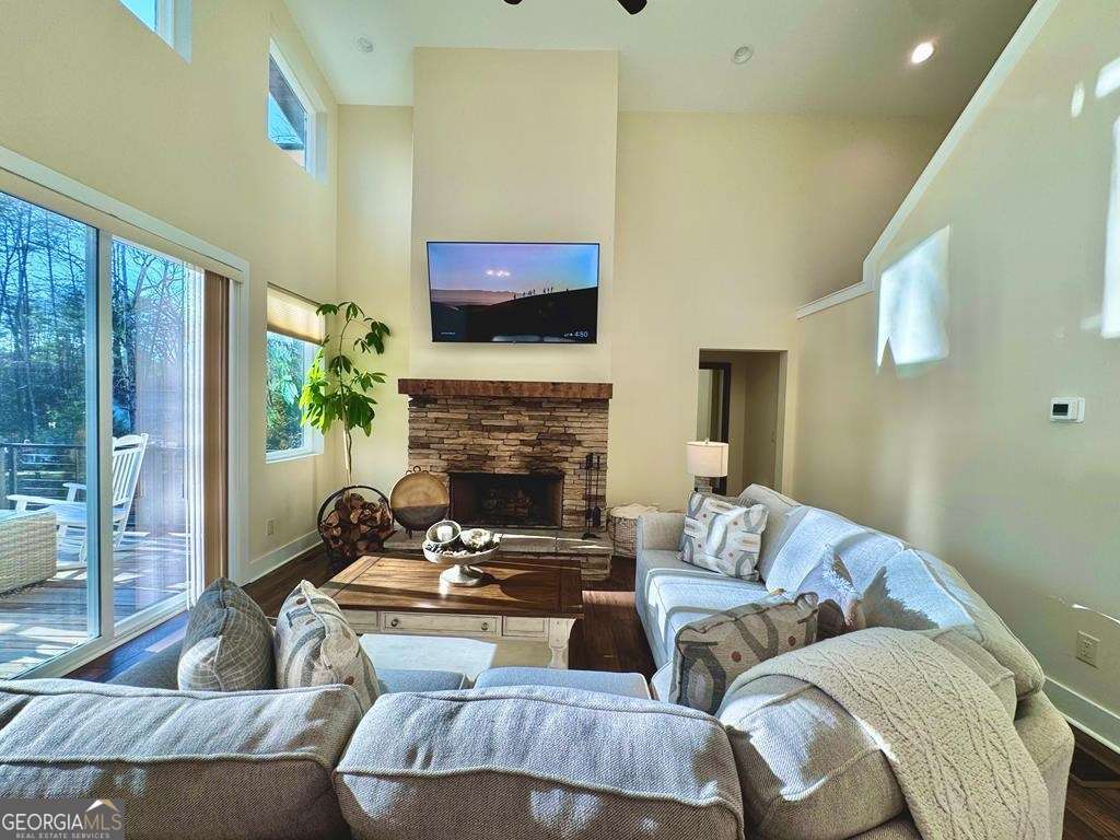 939 Sunset Road Property Photo 7