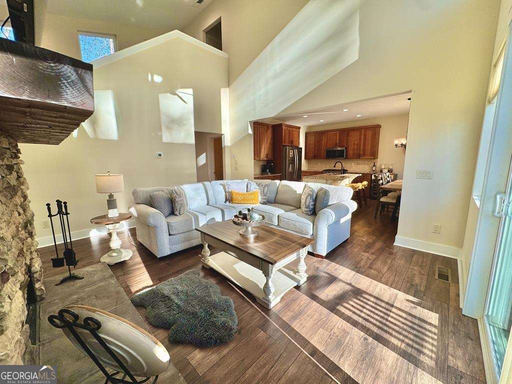 939 Sunset Road Property Photo 8