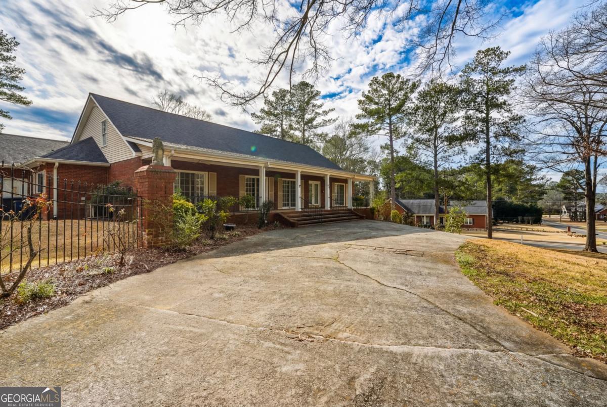 20 Woodland Drive Property Photo 2