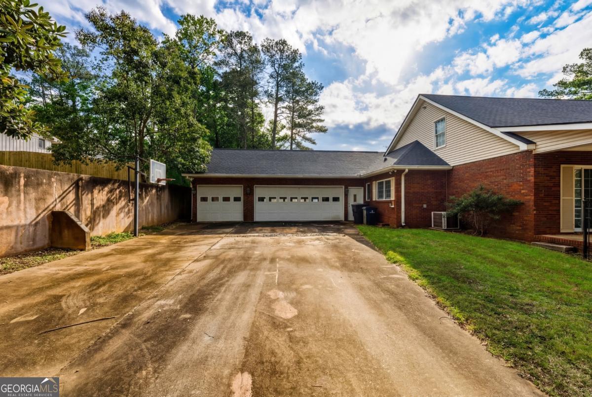 20 Woodland Drive Property Photo 5