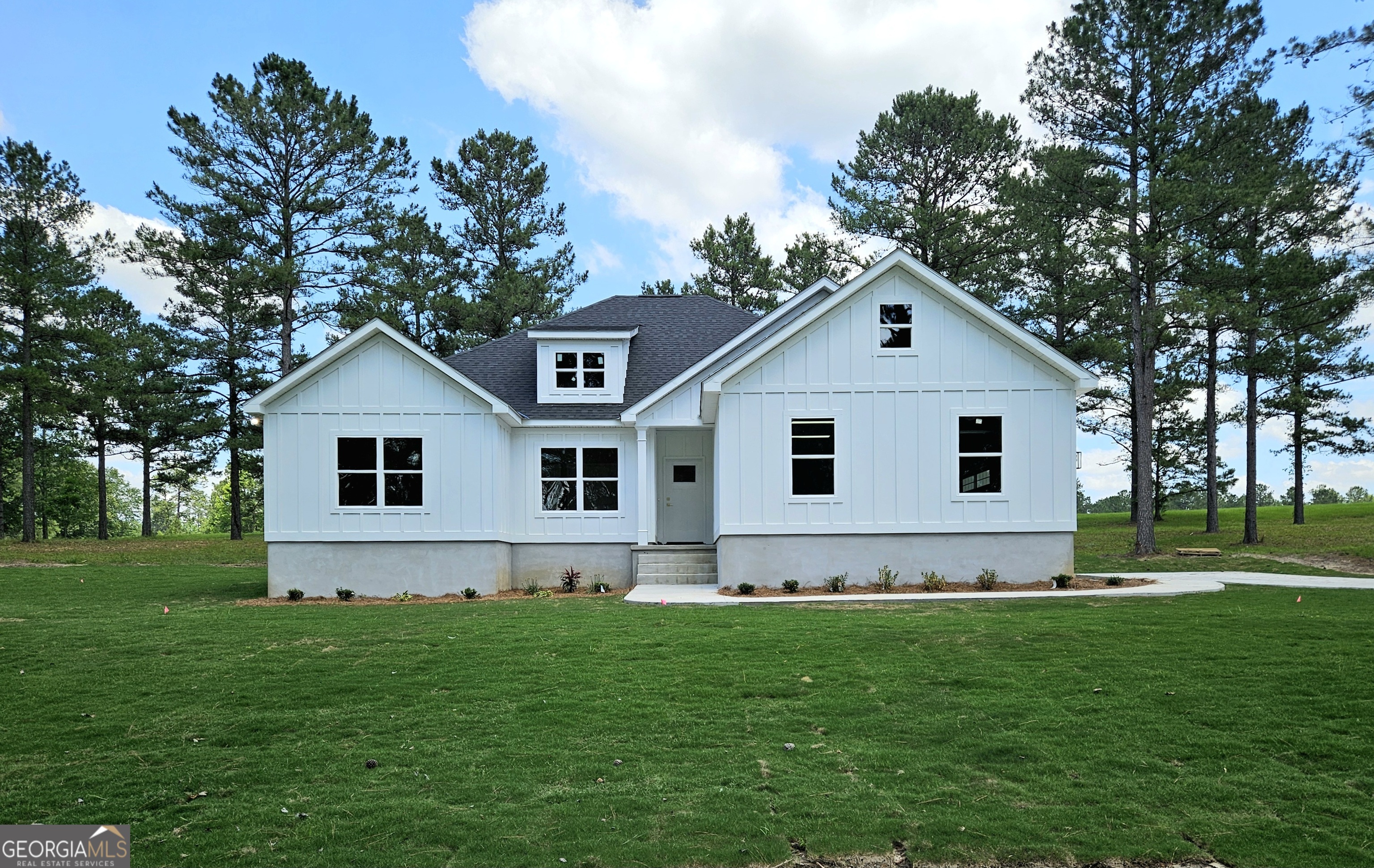 270 Woodridge Lane Property Photo 1