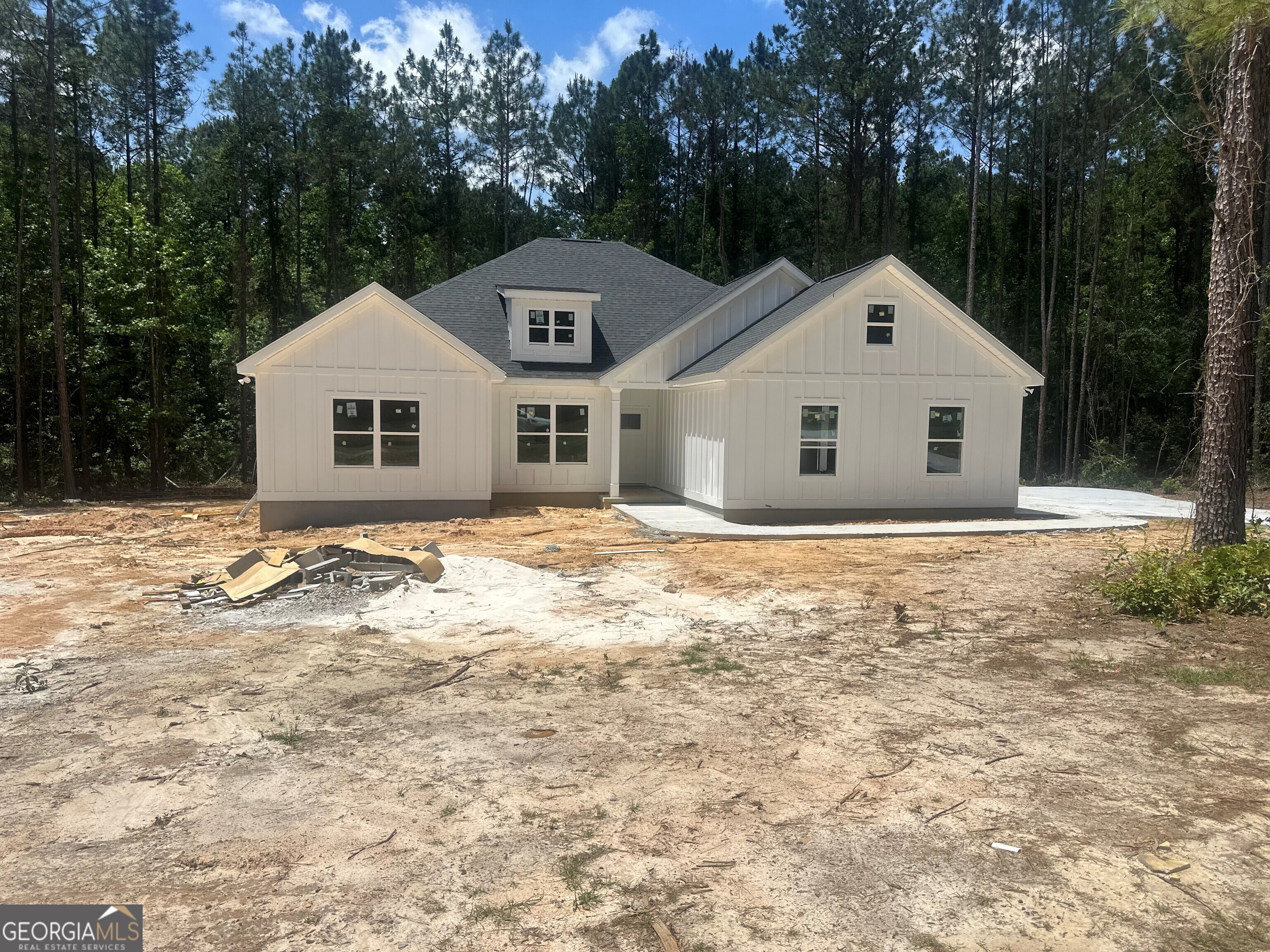 397 Woodridge Lane Property Photo 1