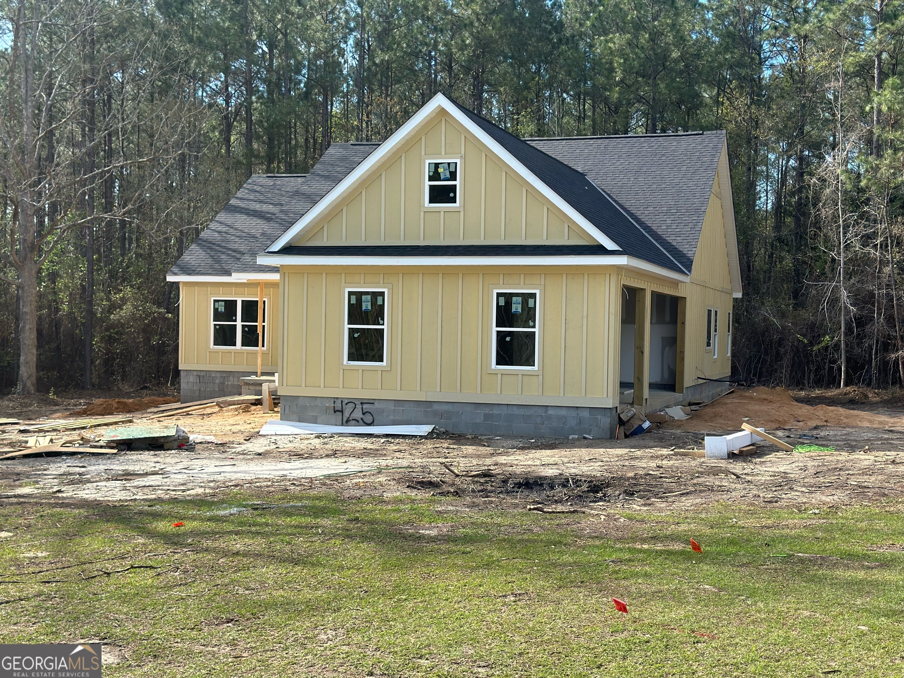 425 Woodridge Lane Property Photo 3