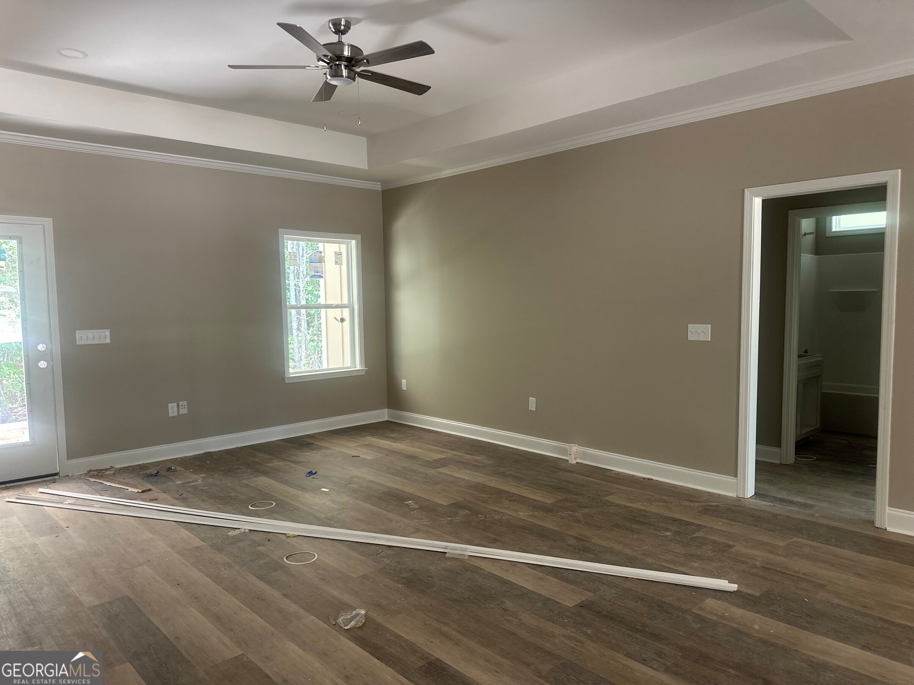 415 Woodridge Lane Property Photo 6