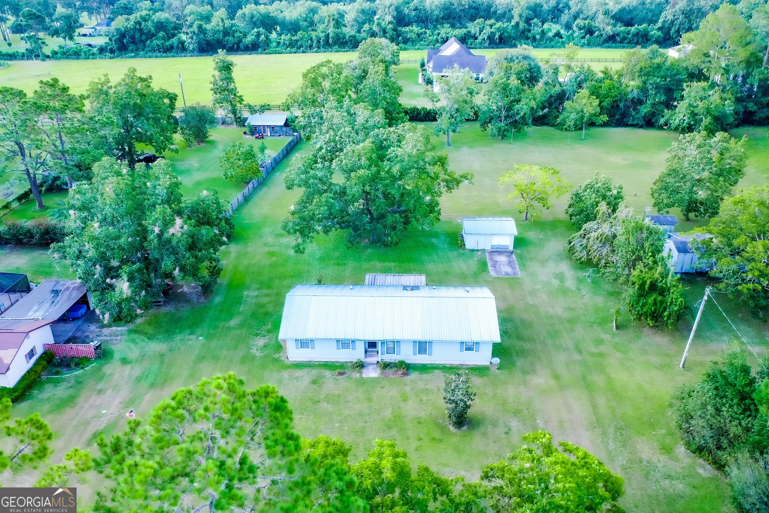 2142 Ben Couch Road Property Photo 5