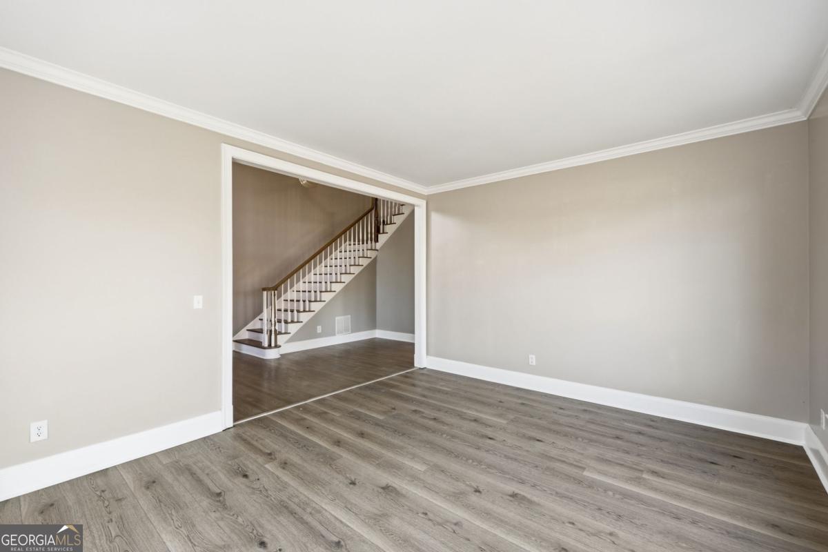 2857 Bridgeview Drive Property Photo 15