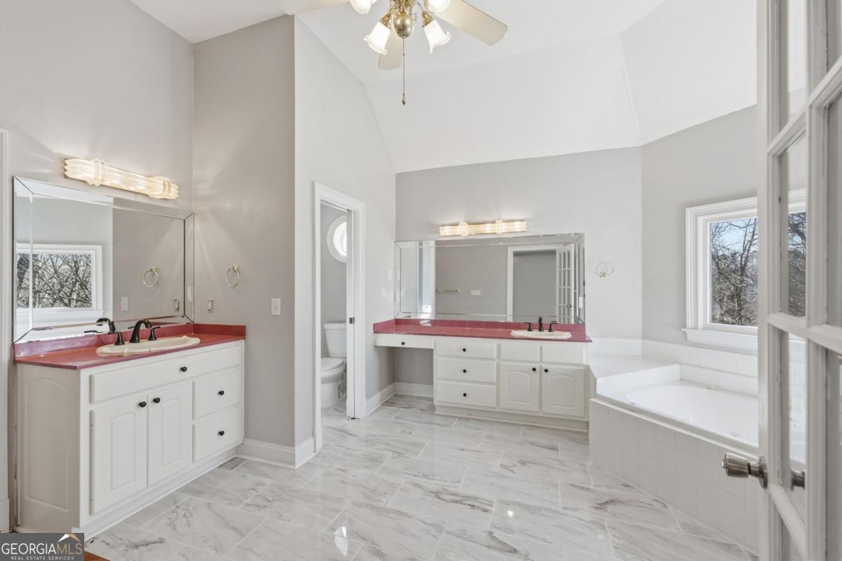 2857 Bridgeview Drive Property Photo 32