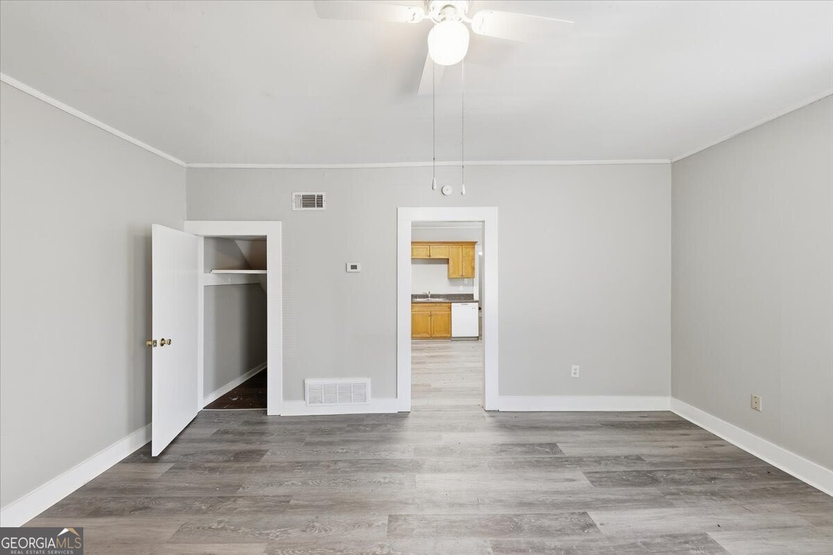 259 Addington Drive Property Photo 6