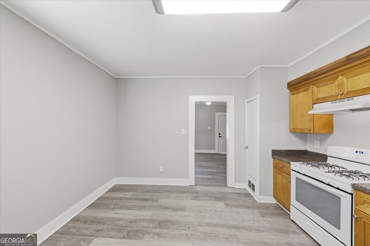 259 Addington Drive Property Photo 11