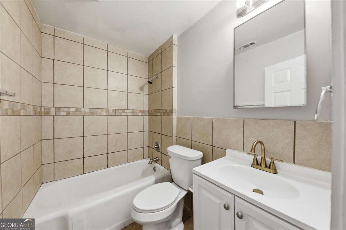 259 Addington Drive Property Photo 17