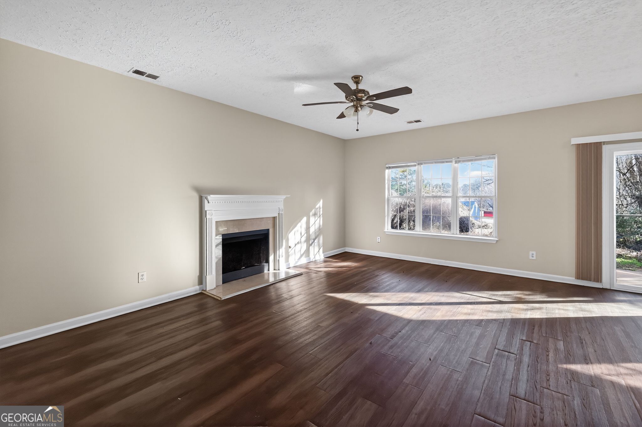 4292 Linecrest Lane Property Photo 11