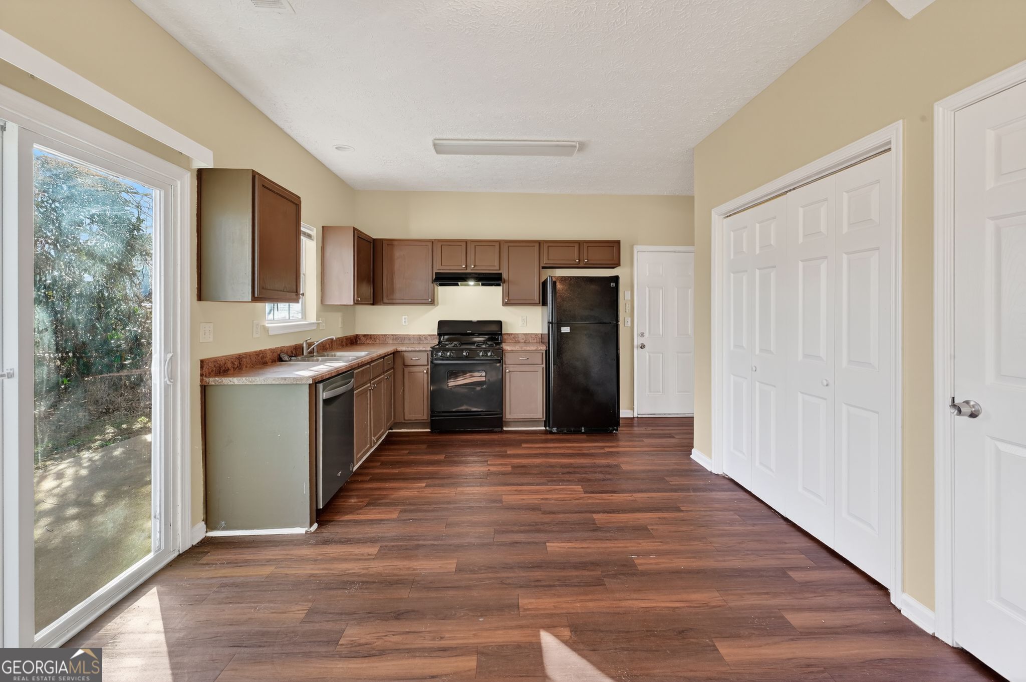 4292 Linecrest Lane Property Photo 13