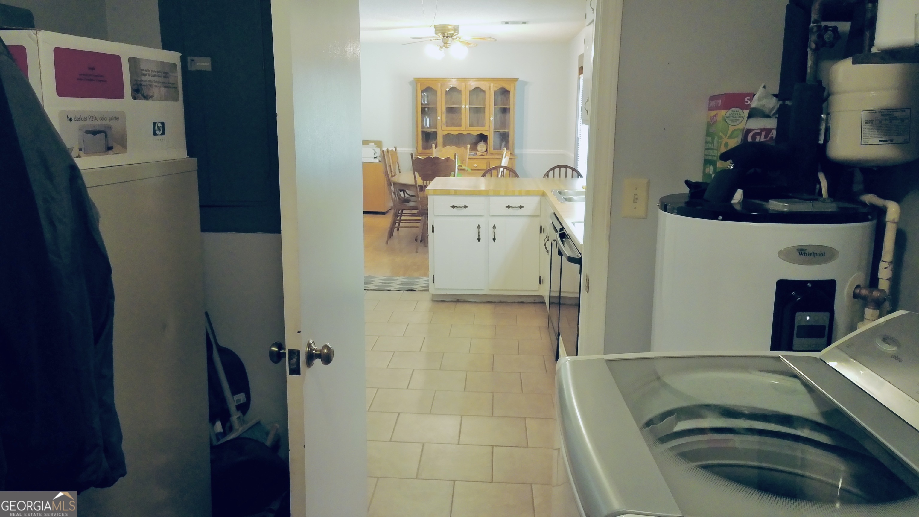 5351 Forest South Place Property Photo 5