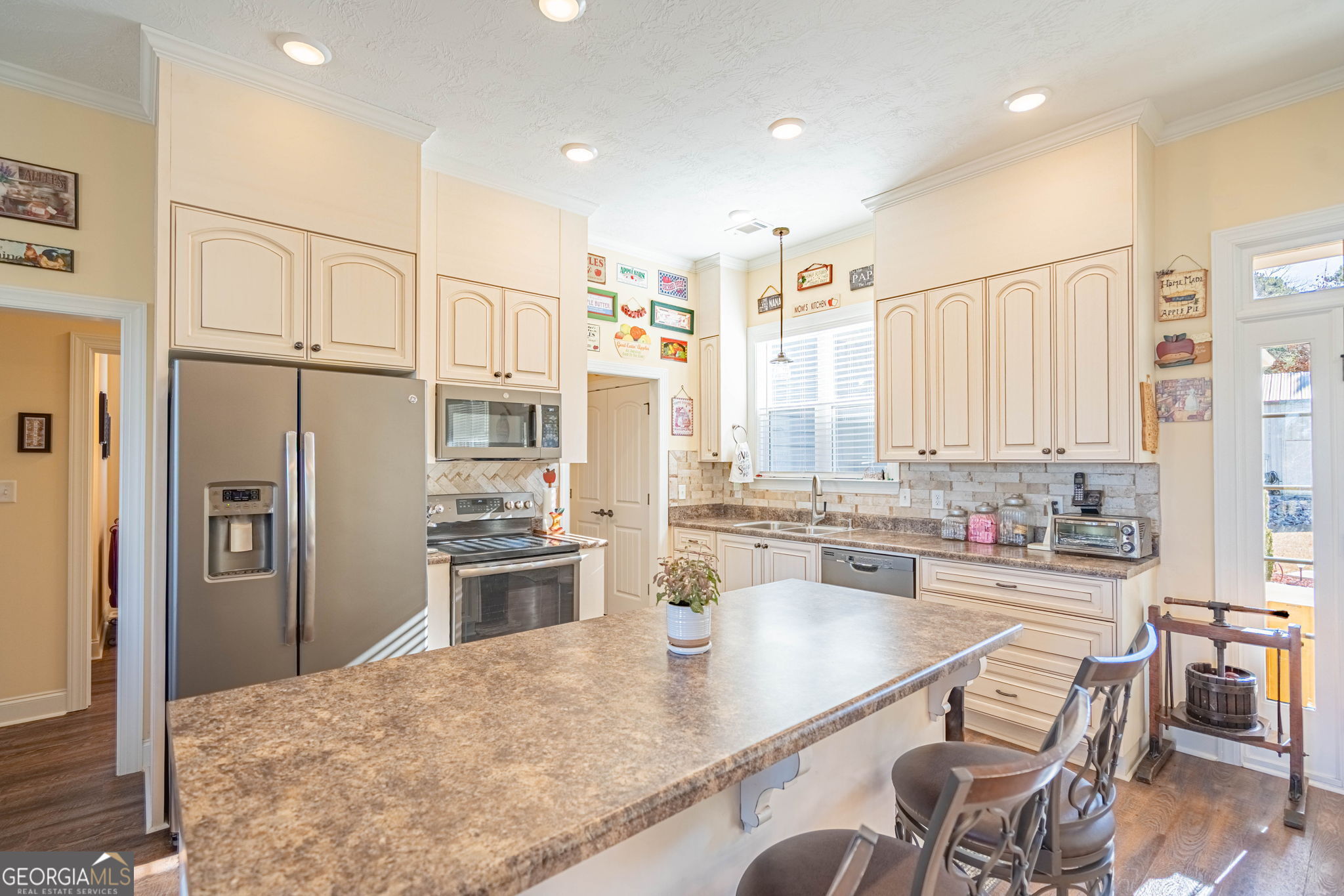 1012 Choctaw Drive Property Photo 10