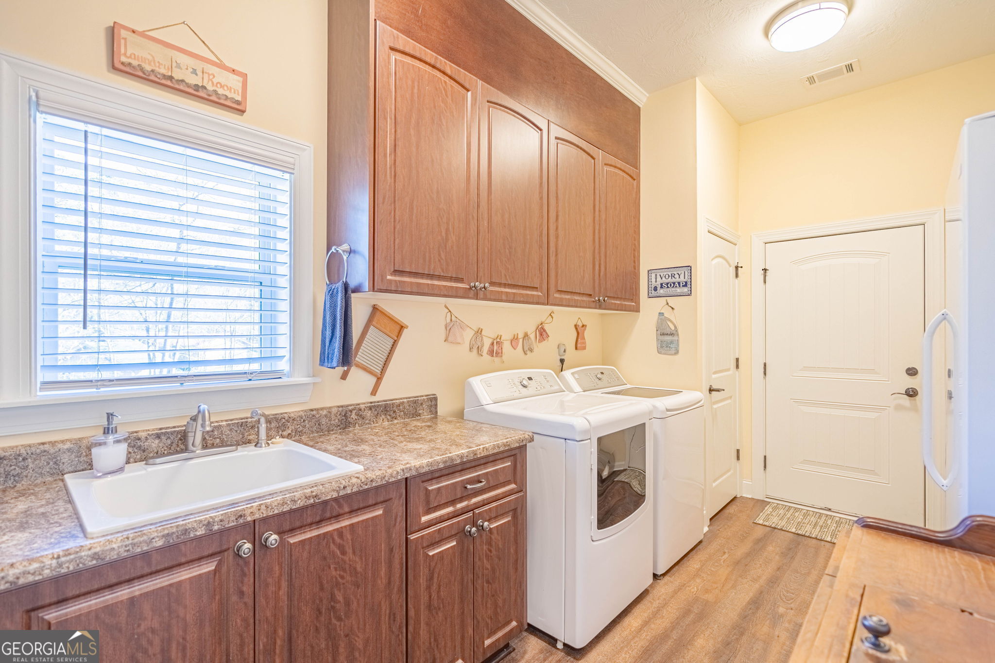 1012 Choctaw Drive Property Photo 29