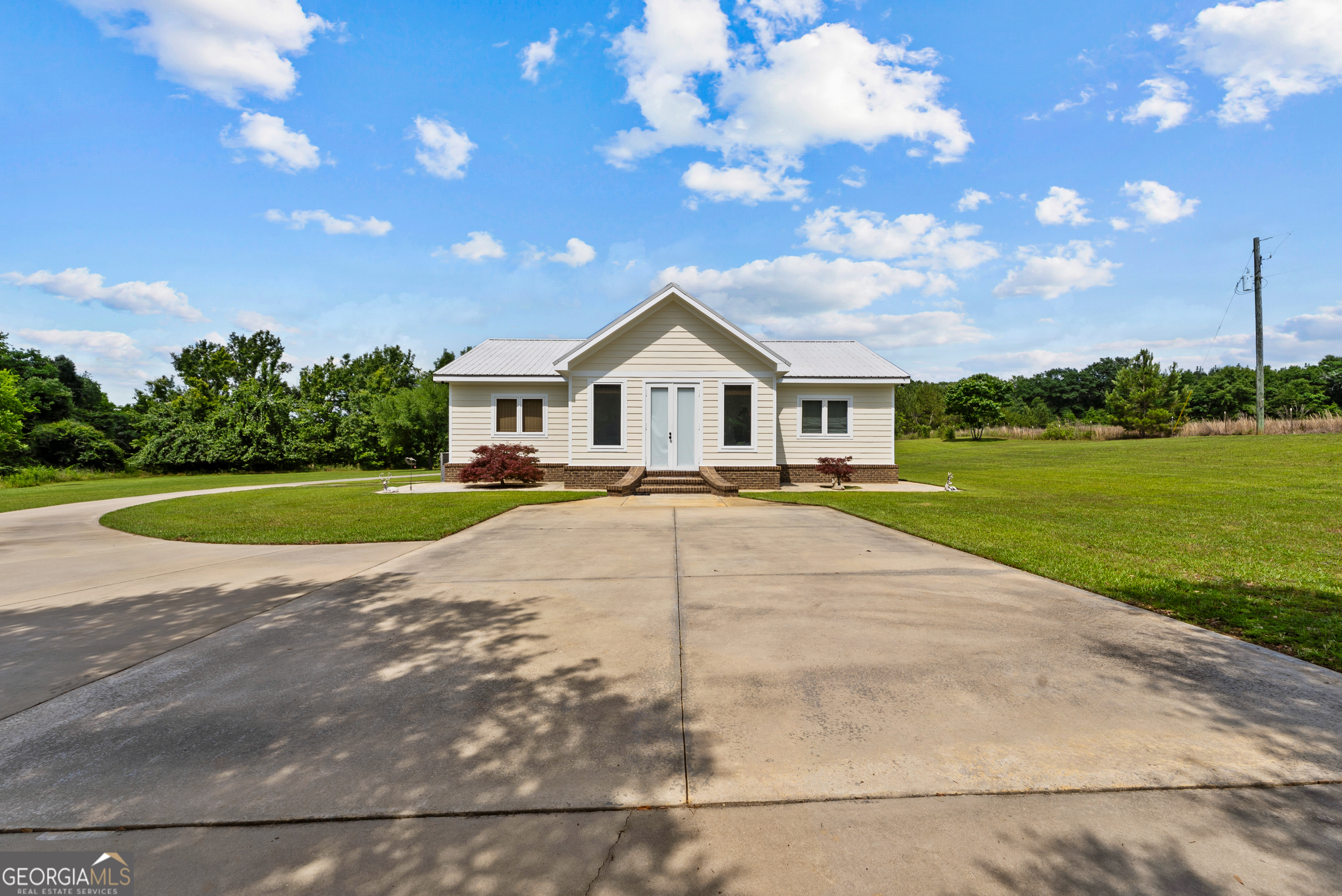 13030 Ga Highway 90 E Property Photo 2