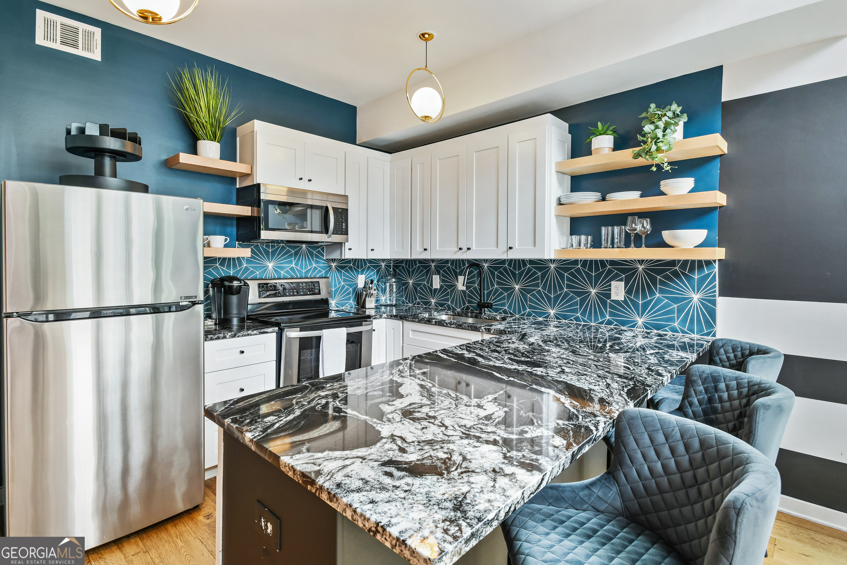208 12th Street Ne # 304 Property Photo 10