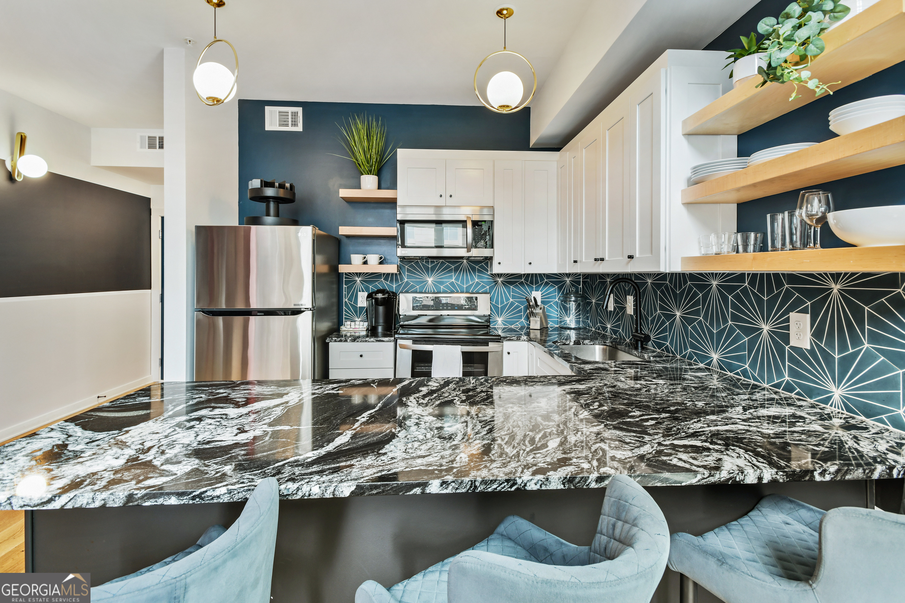 208 12th Street Ne # 304 Property Photo 18