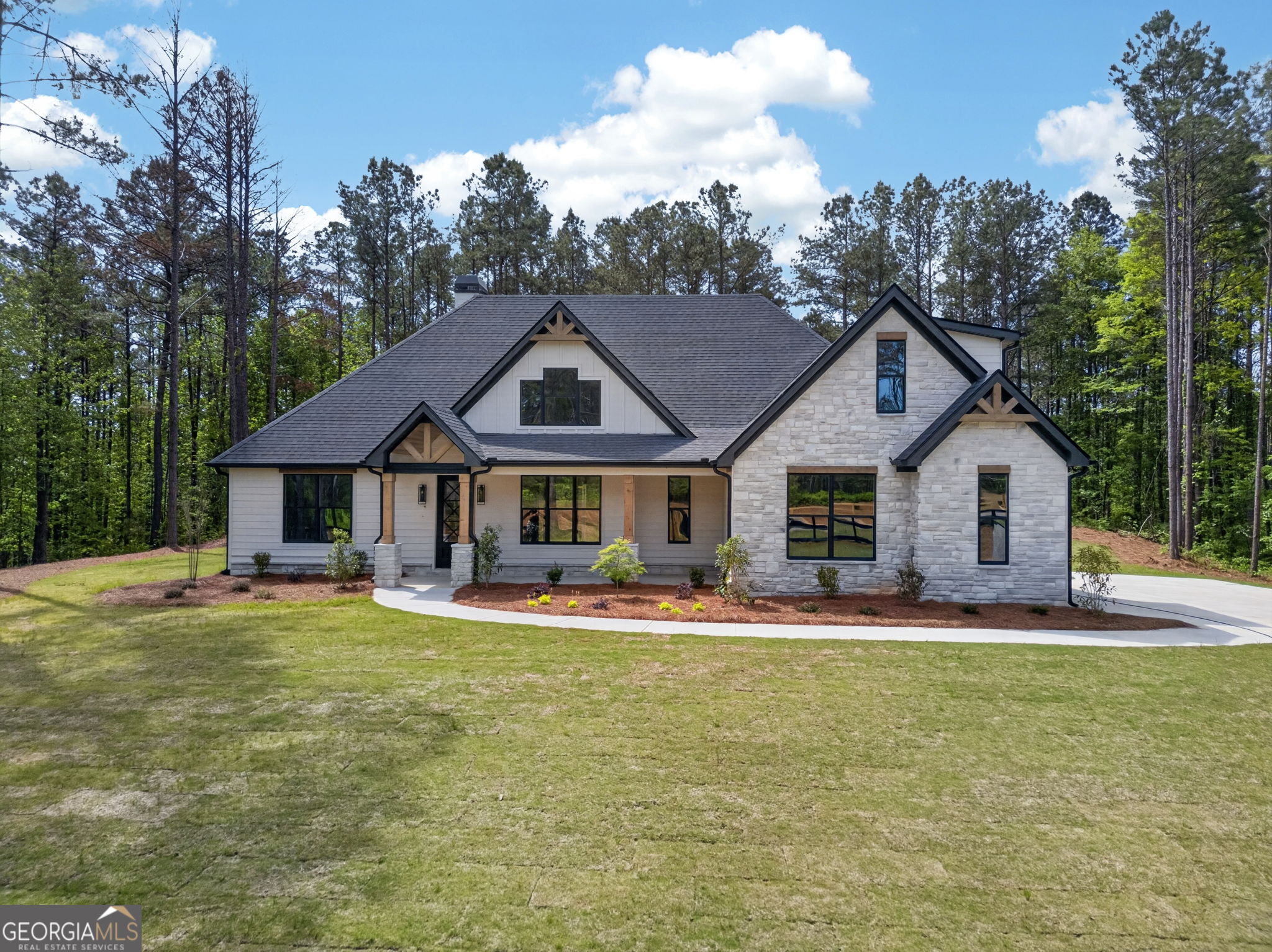 755 Crews Road Property Photo 1