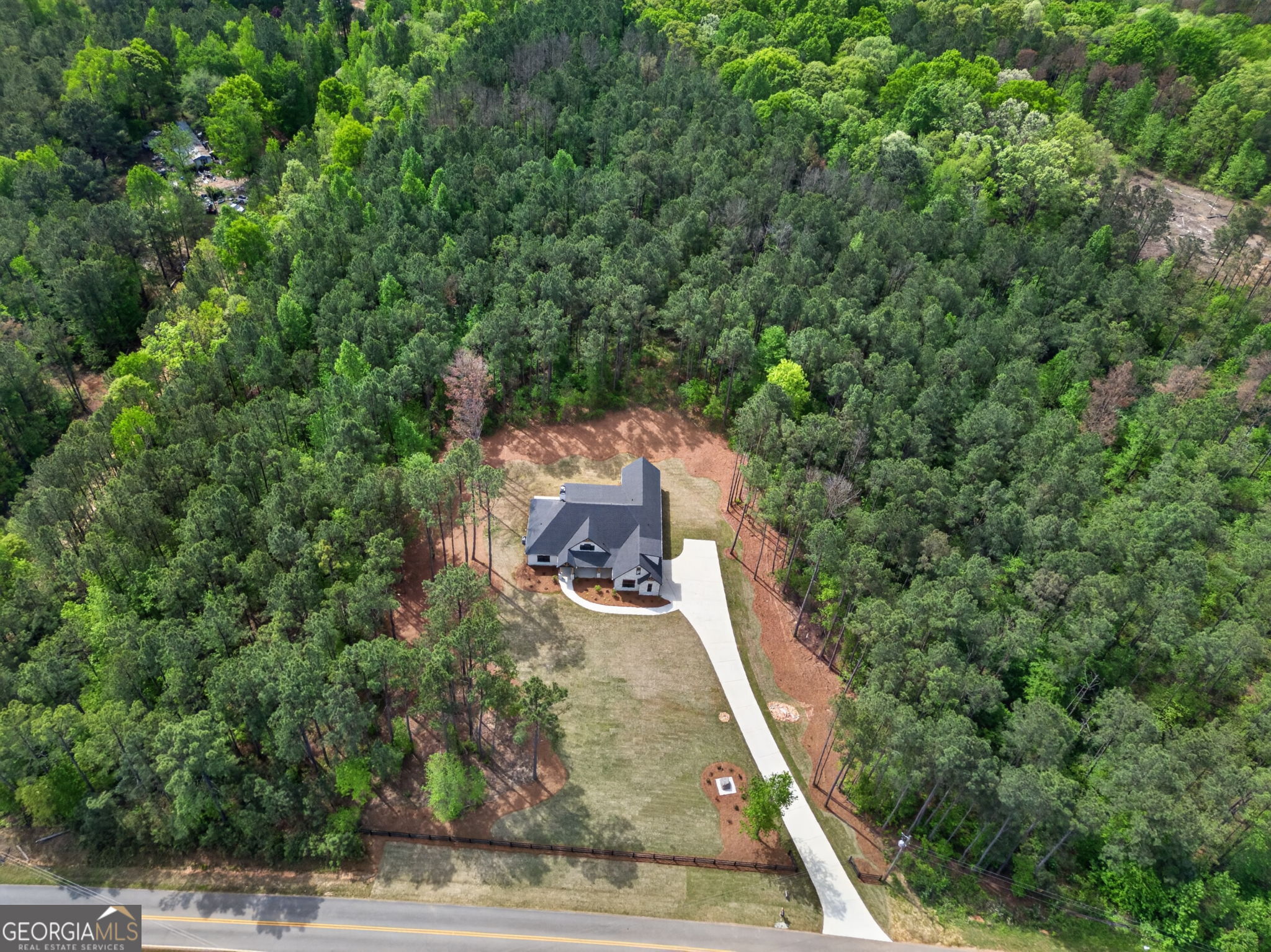 755 Crews Road Property Photo 4