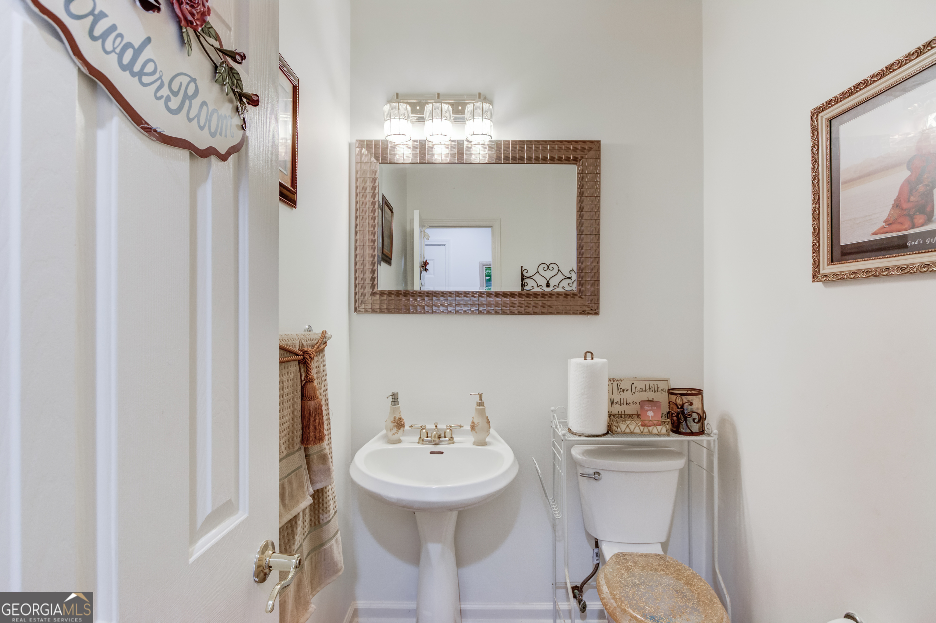 2648 Stockbridge Way Property Photo 6