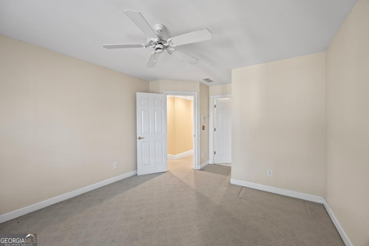 6000 Eagle Close Lane Property Photo 27