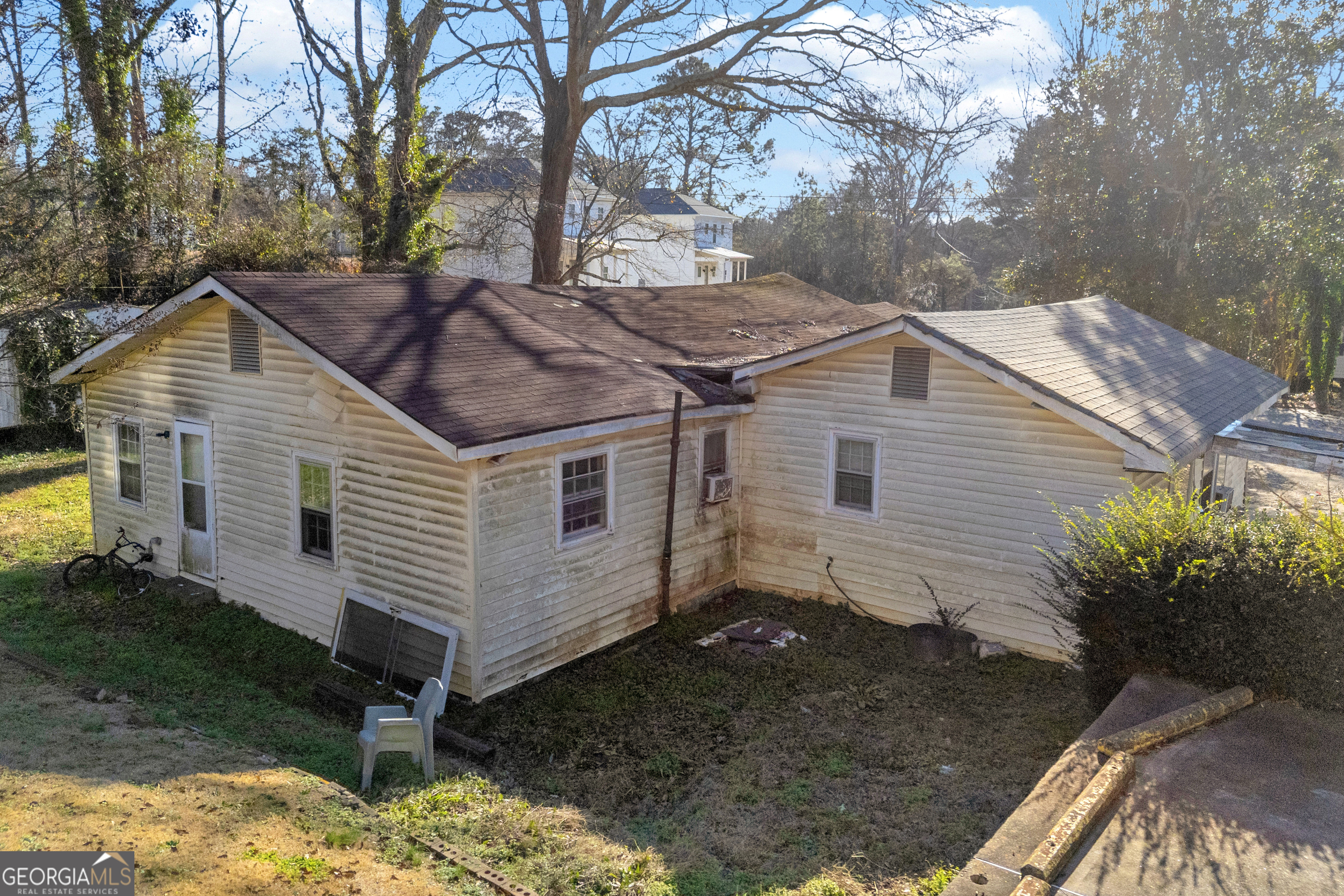 373 Arch Street Property Photo 4